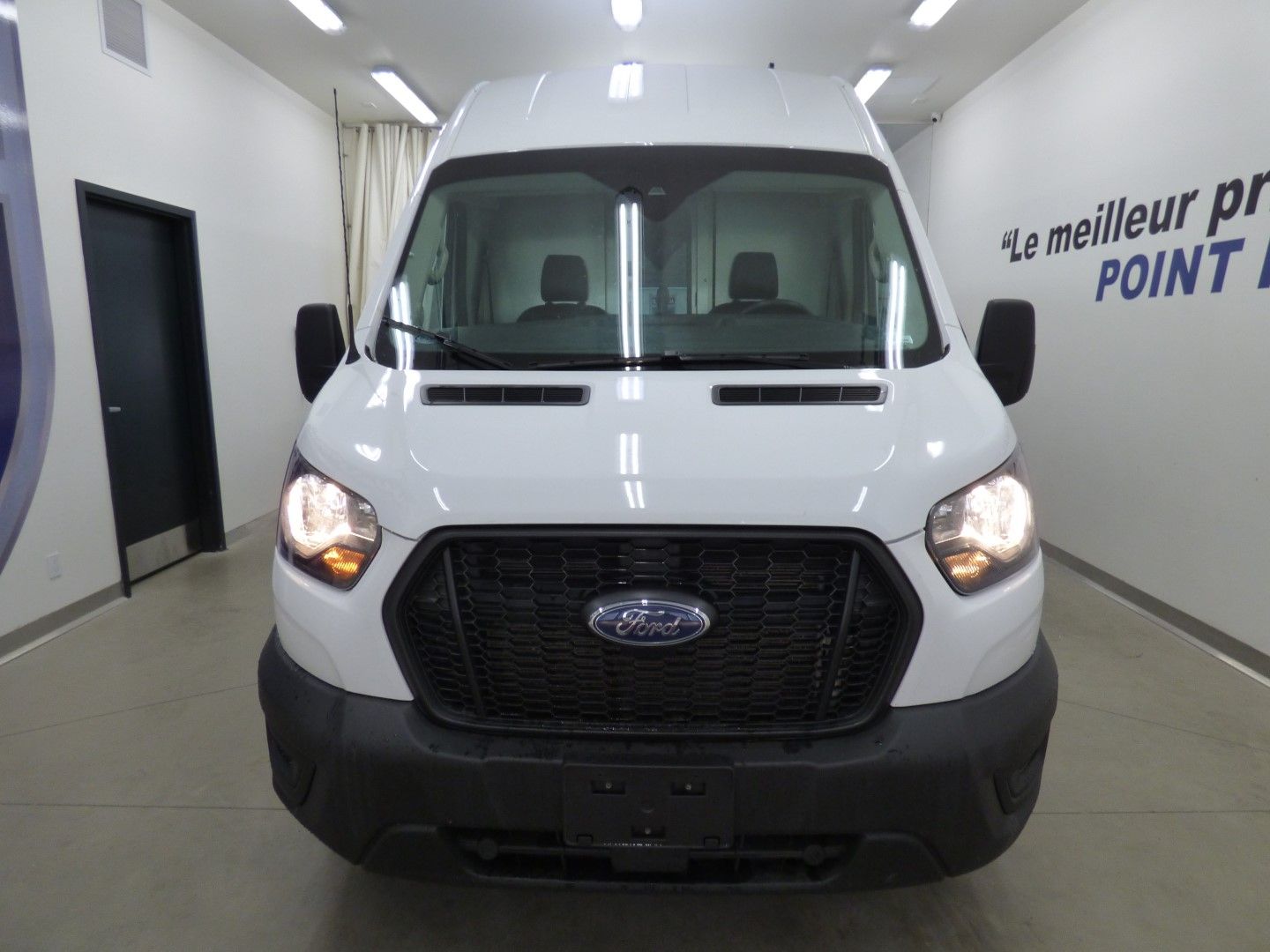 Ford Transit 2022 - Image 3