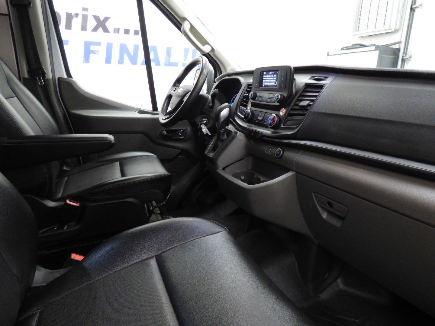 Ford Transit 2022 - Image 7