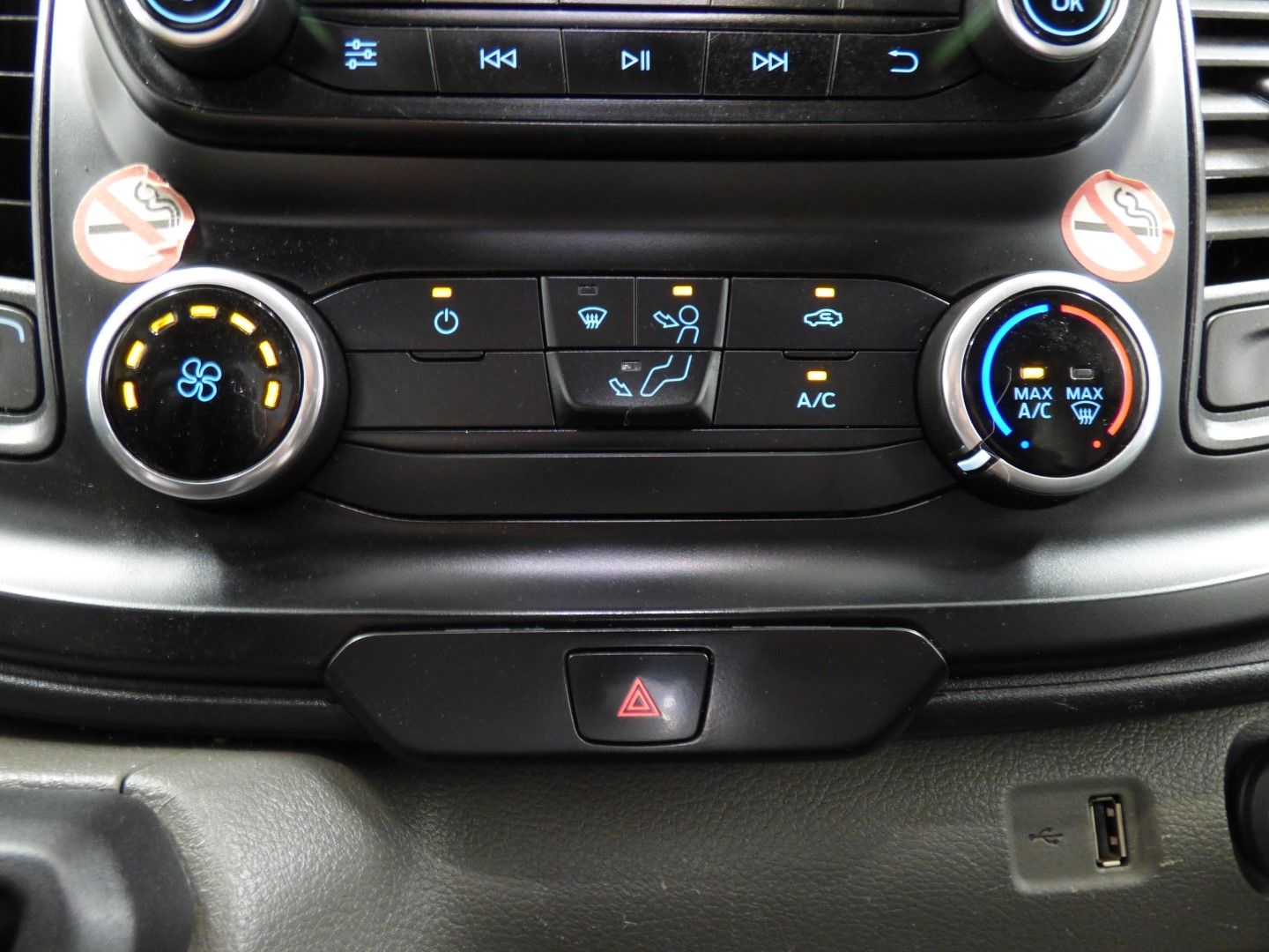 Ford Transit 2022 - Image 12