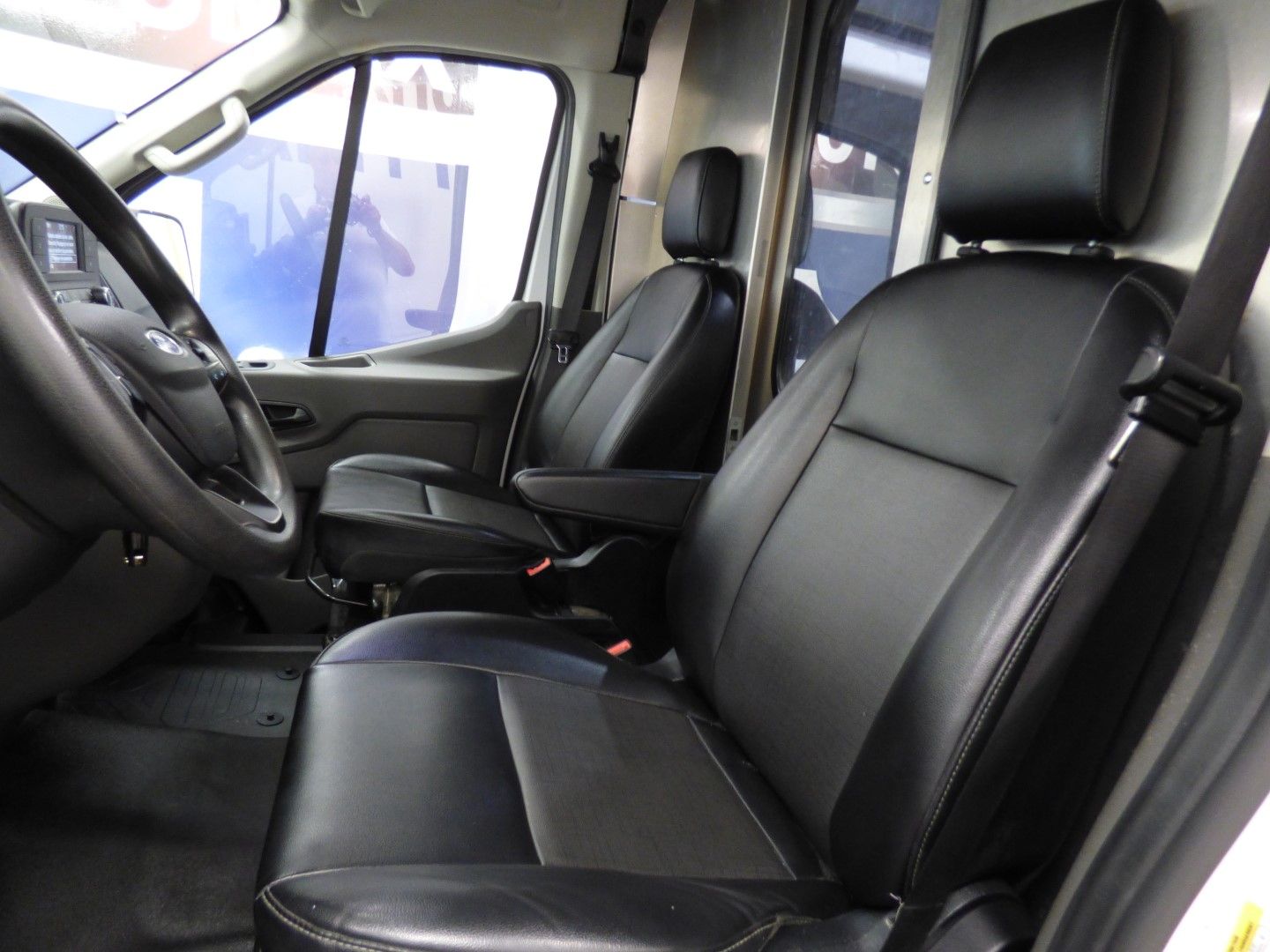 Ford Transit 2022 - Image 14