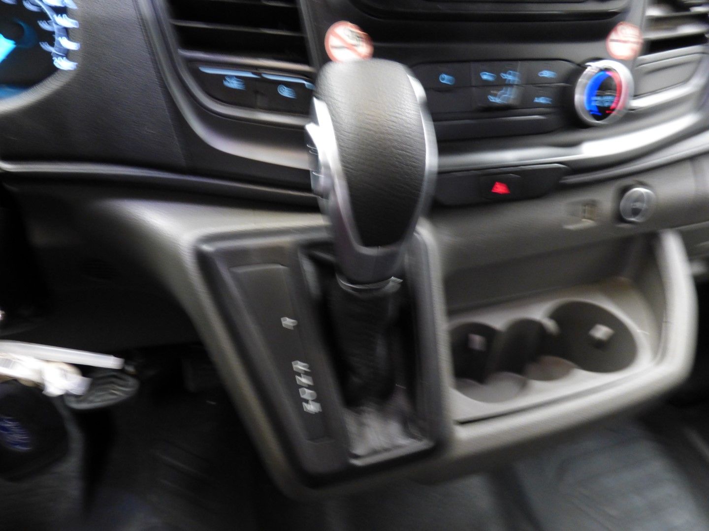 Ford Transit 2022 - Image 20
