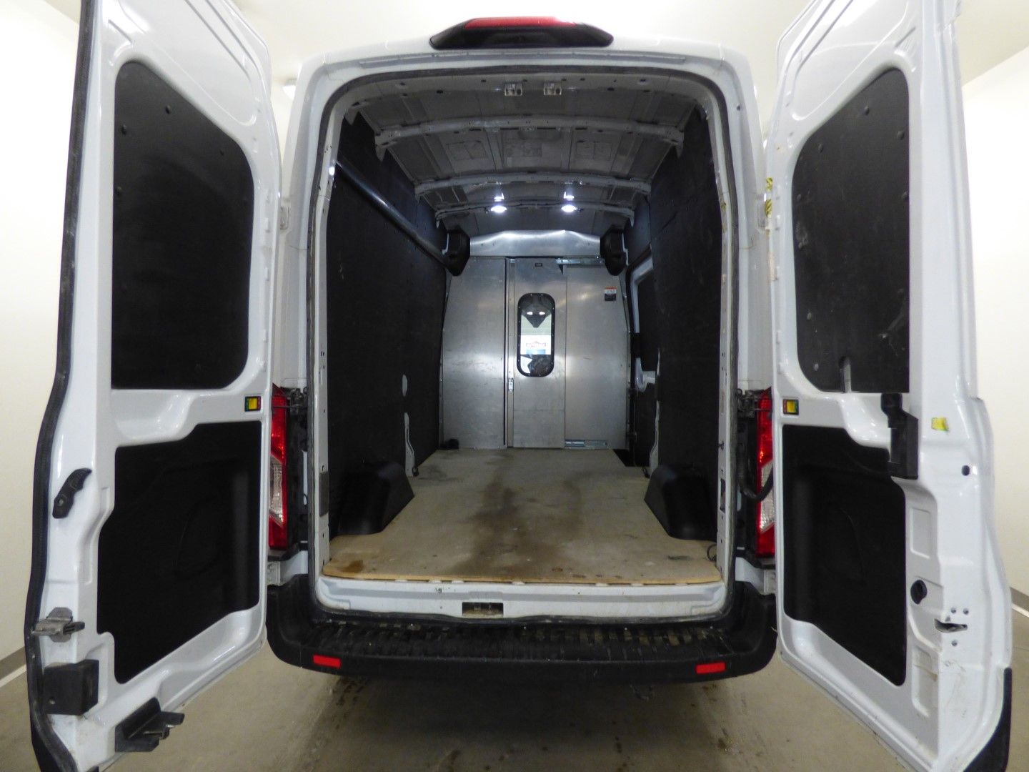 Ford Transit 2022 - Image 26