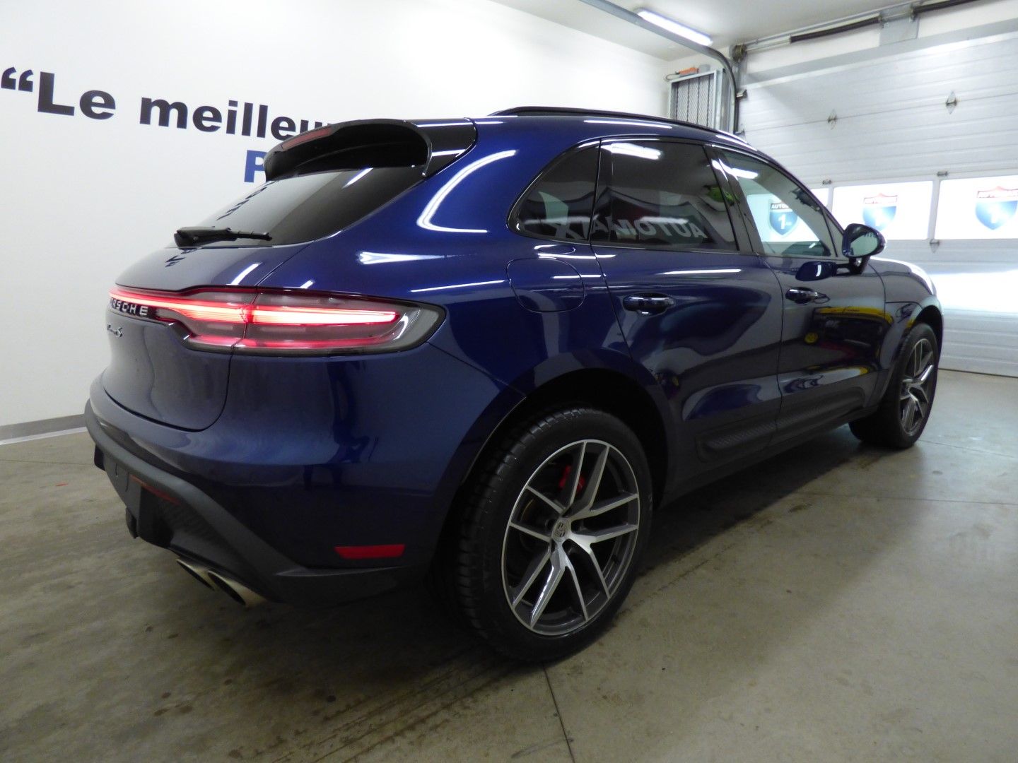 Porsche Macan 2023 - Image 5