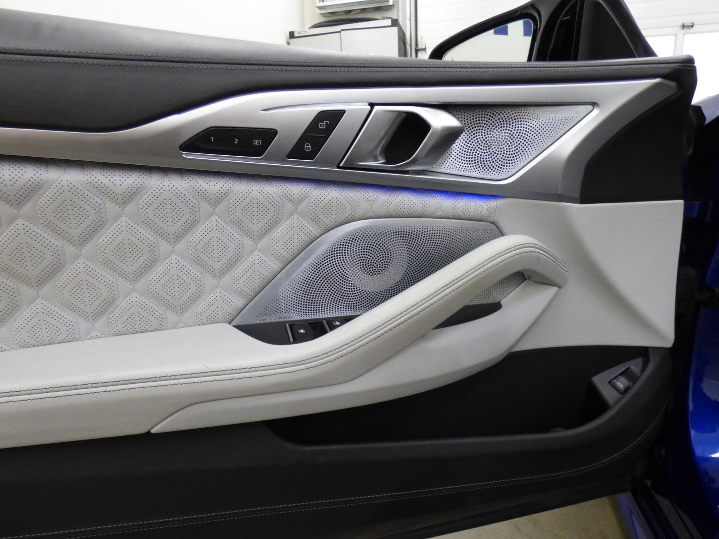 Bmw M8 Convertible 2020 - Image 30