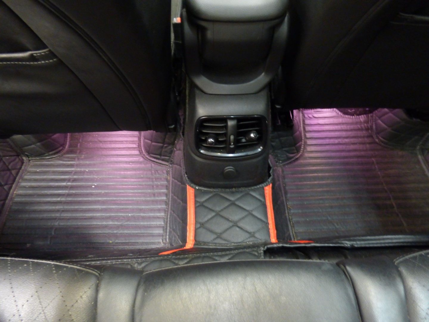 Mini Countryman 2019 - Image 29