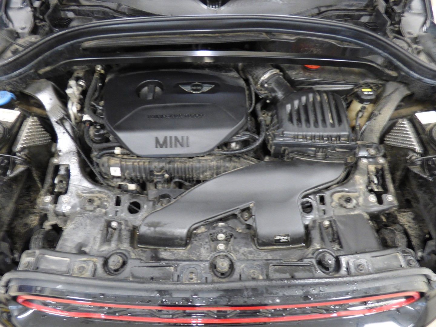Mini Countryman 2019 - Image 36