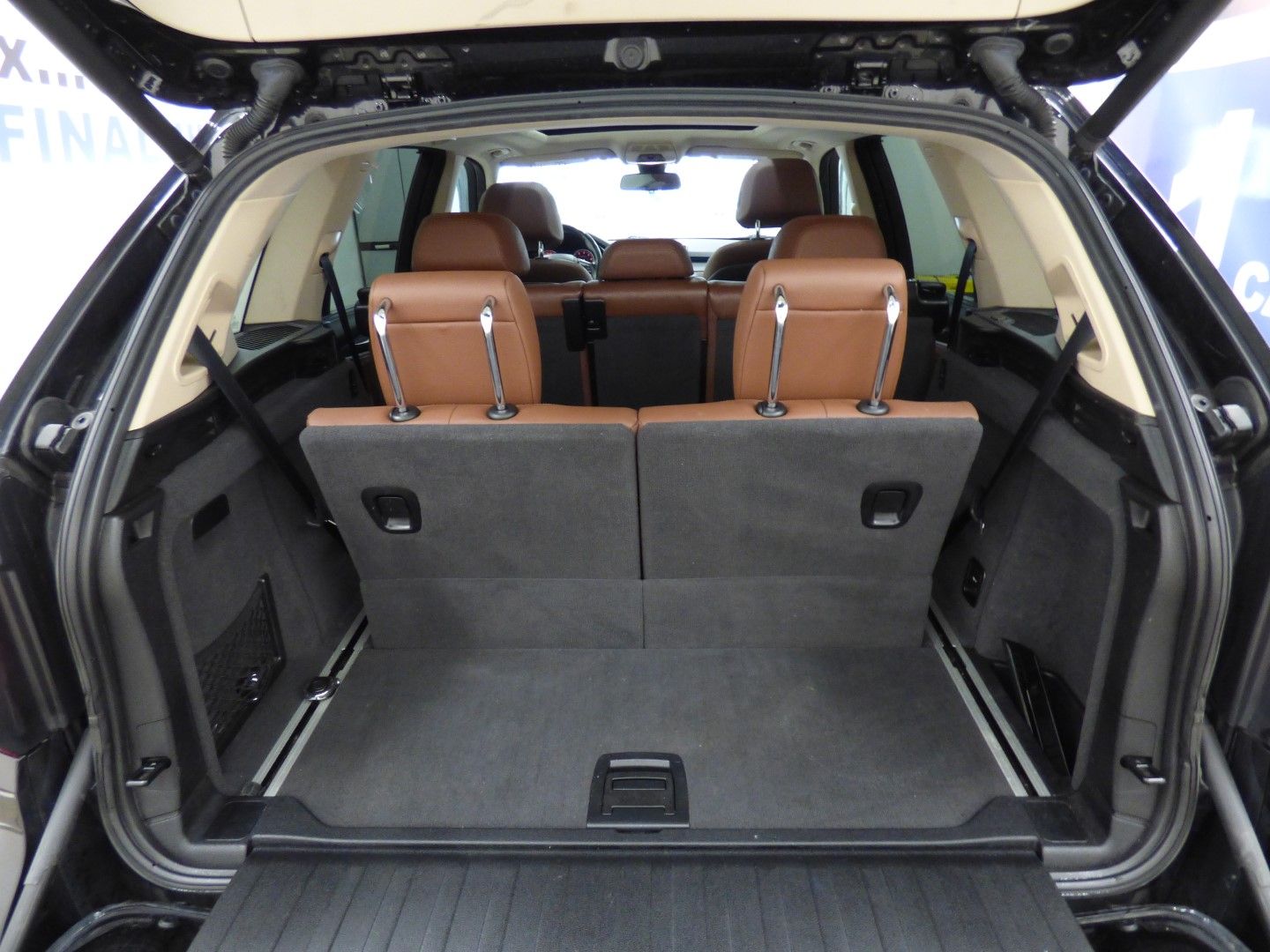 BMW X5 2016 - Image 35