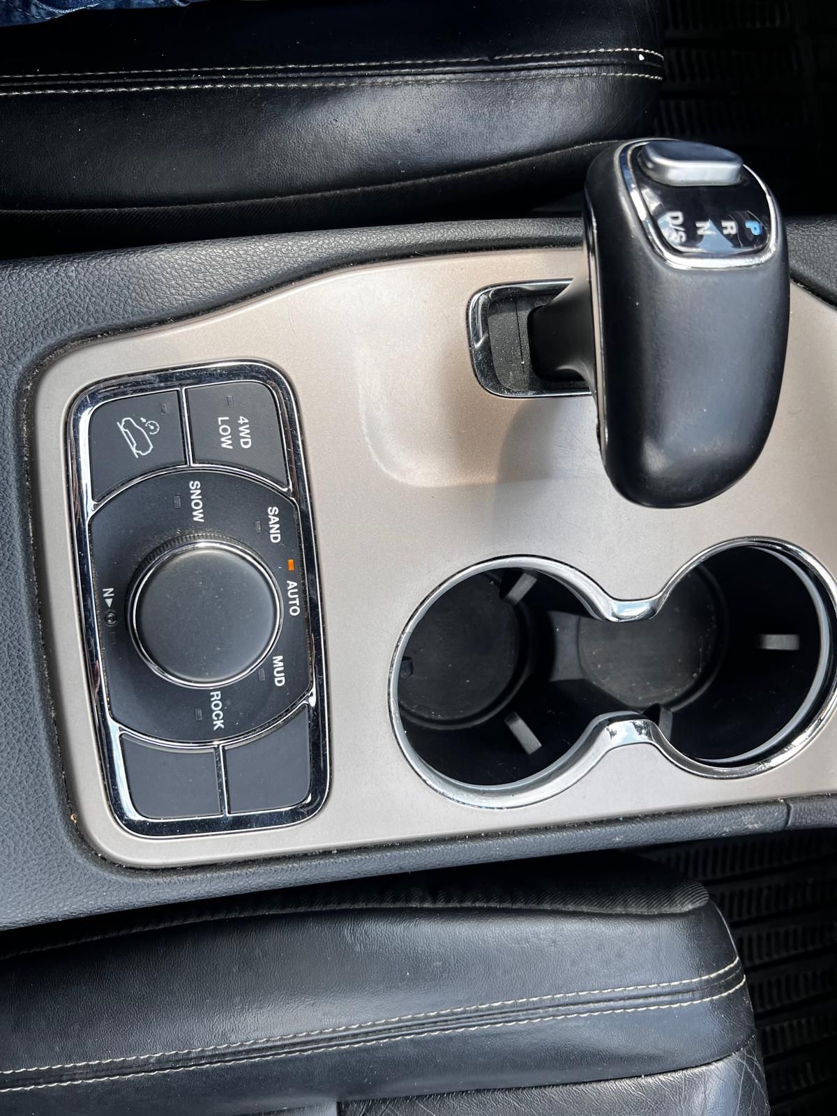 Jeep Grand Cherokee 2015 - Image 22