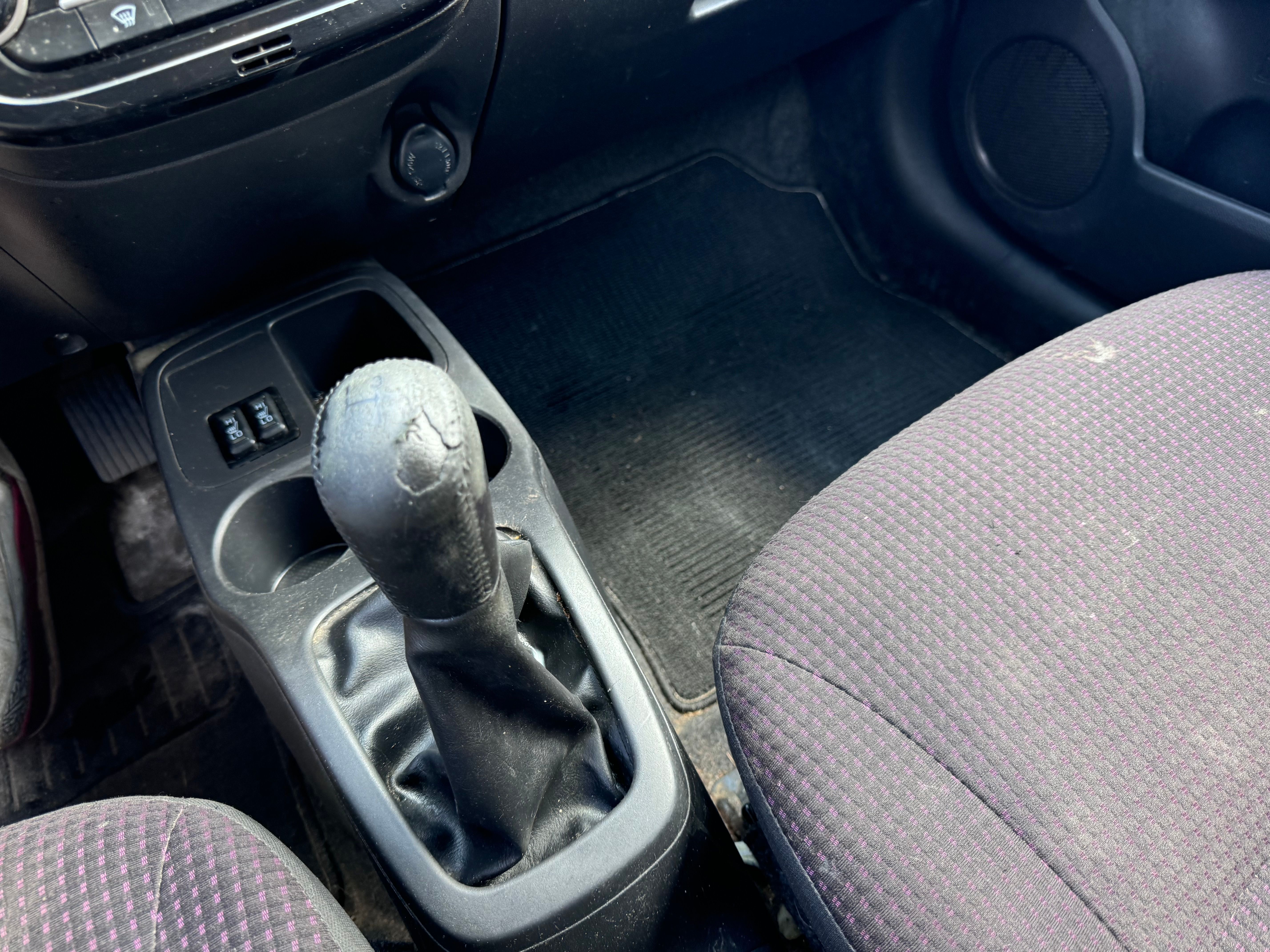 Mitsubishi Mirage 2014 - Image 10
