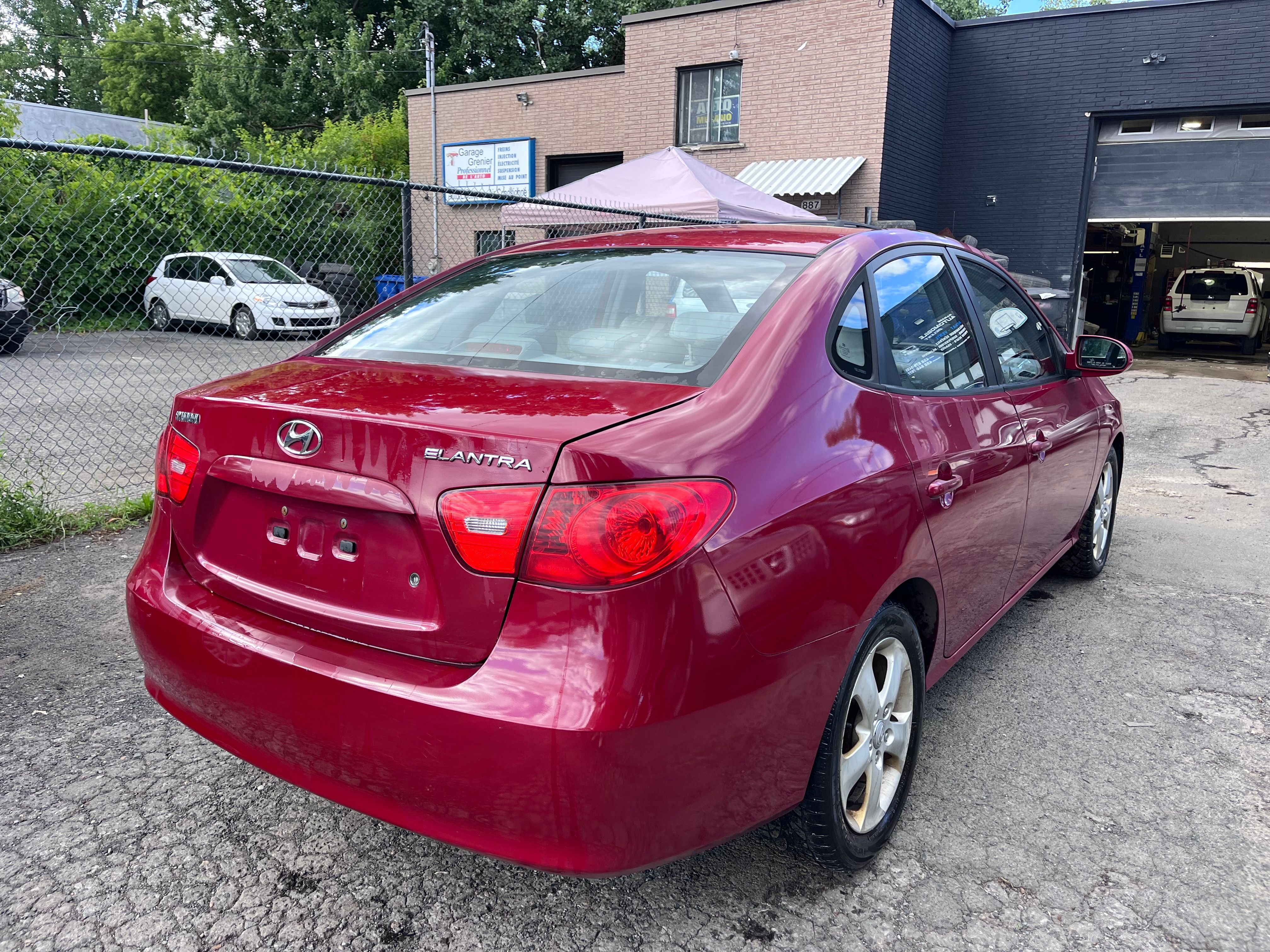 Hyundai Elantra 2007 - Image 4
