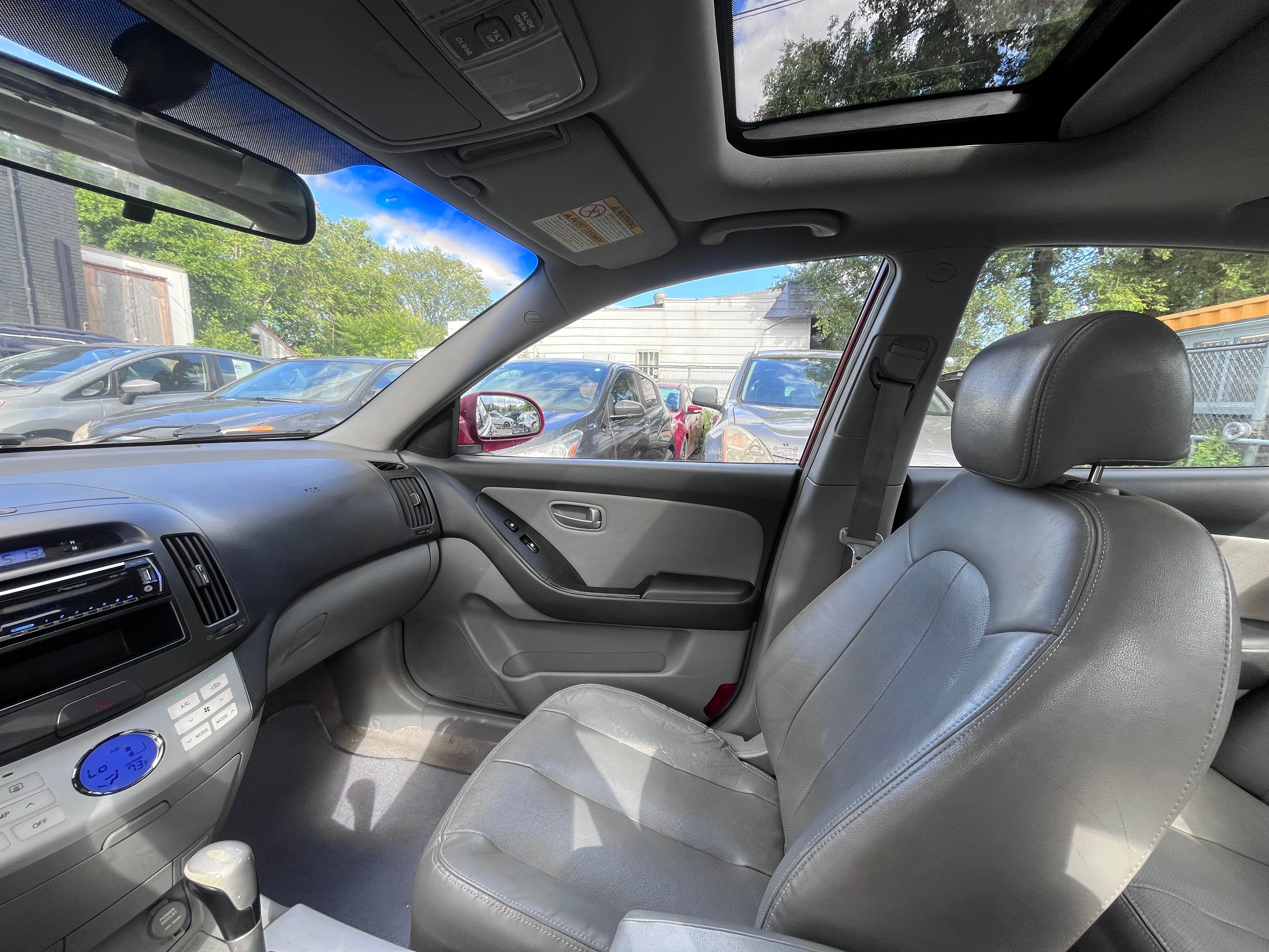 Hyundai Elantra 2007 - Image 14