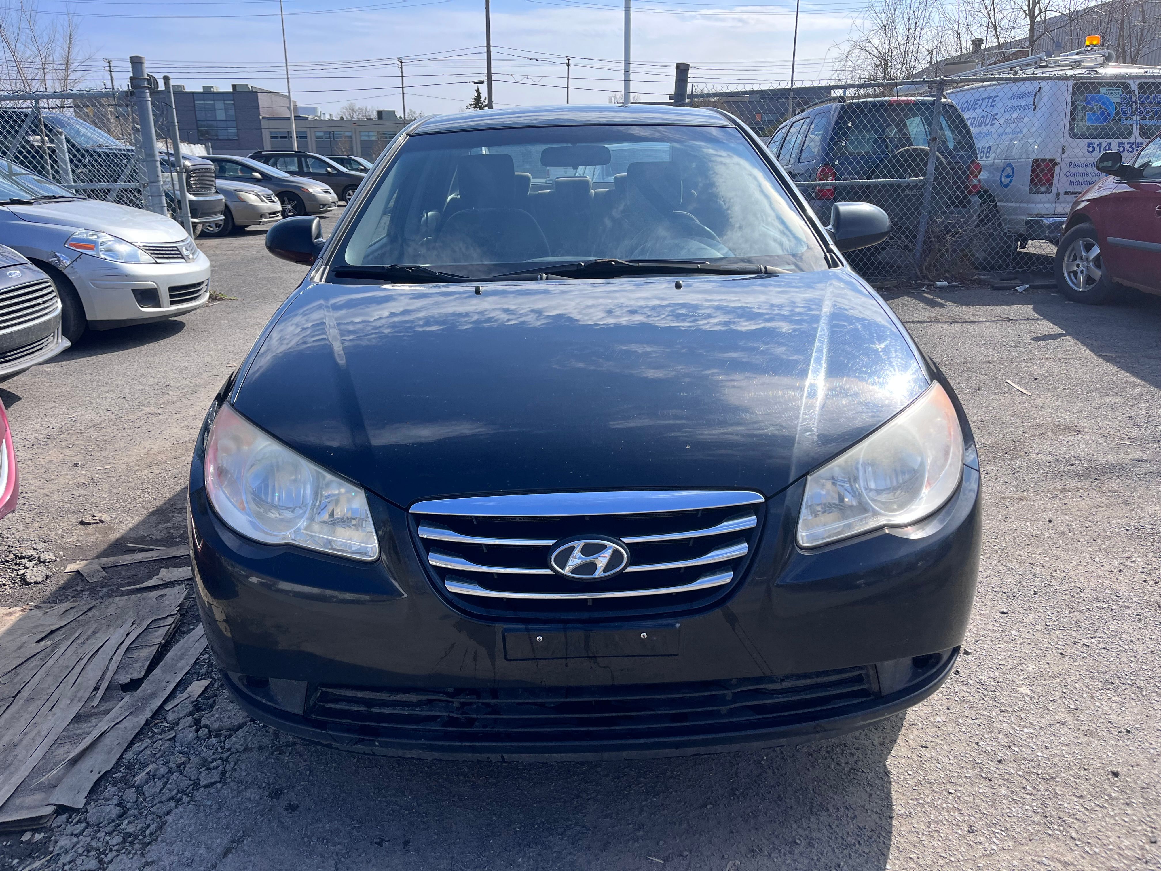 Hyundai elantra 2010 - Image 3