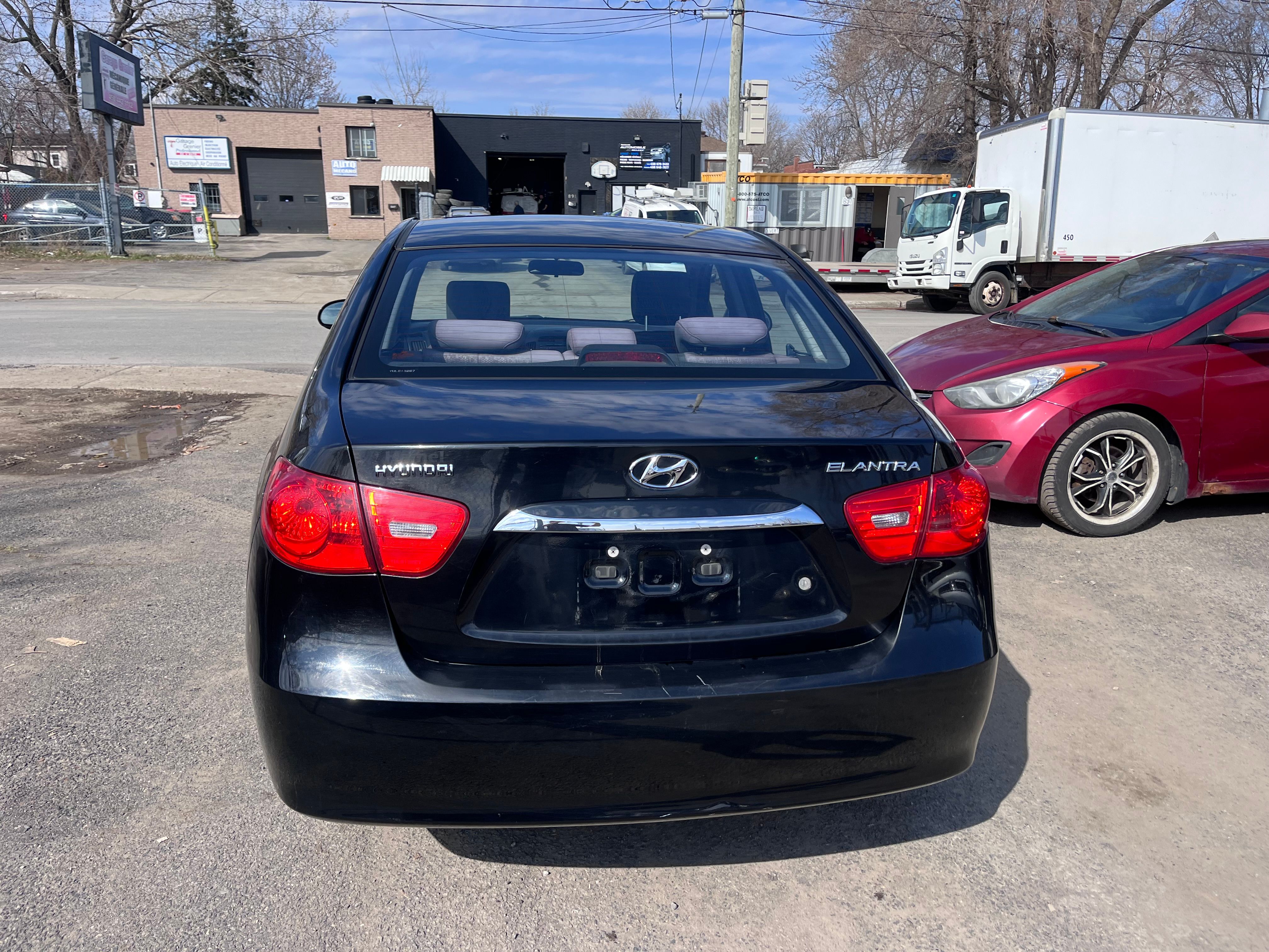 Hyundai elantra 2010 - Image 6