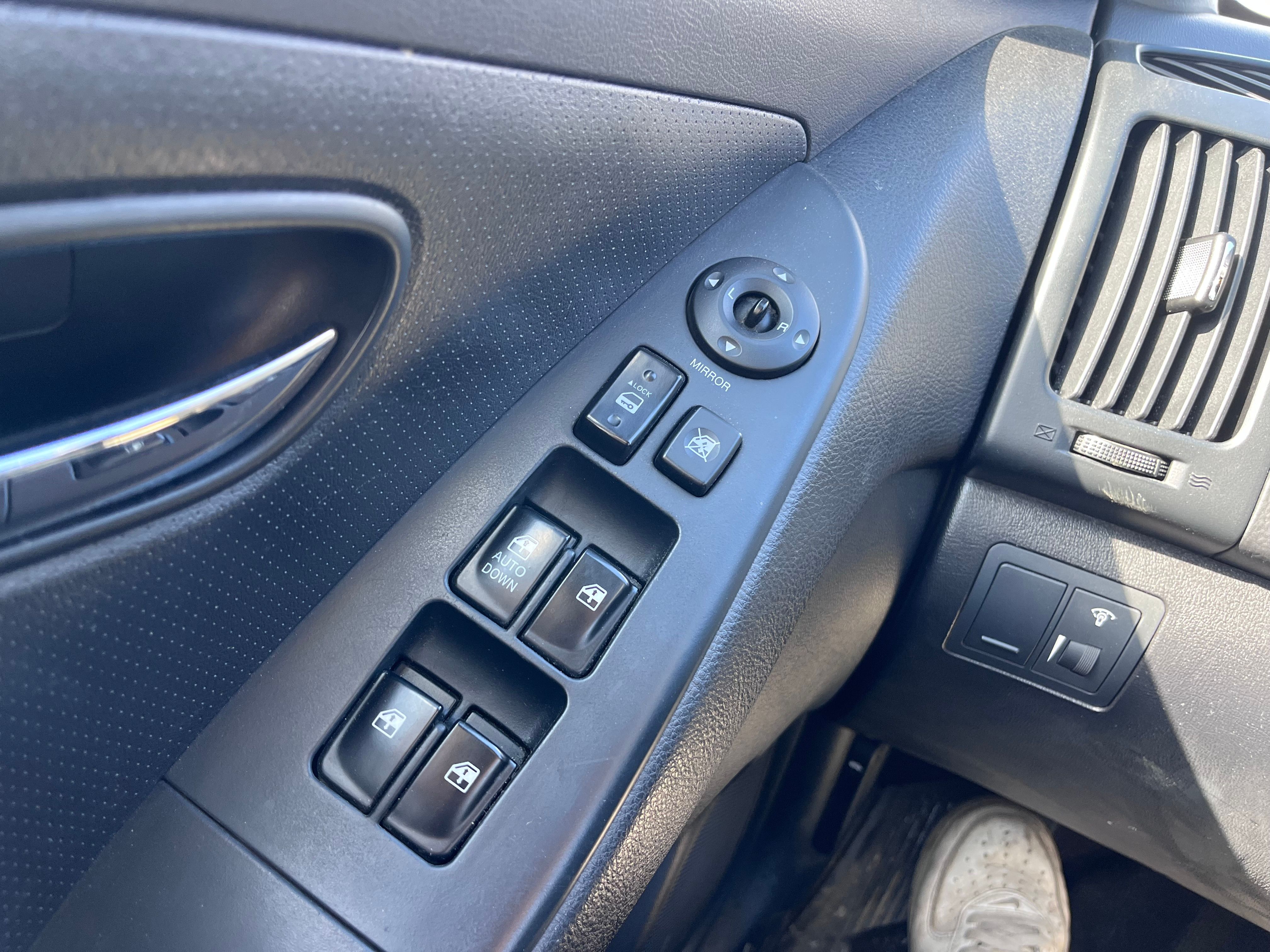 Hyundai elantra 2010 - Image 14