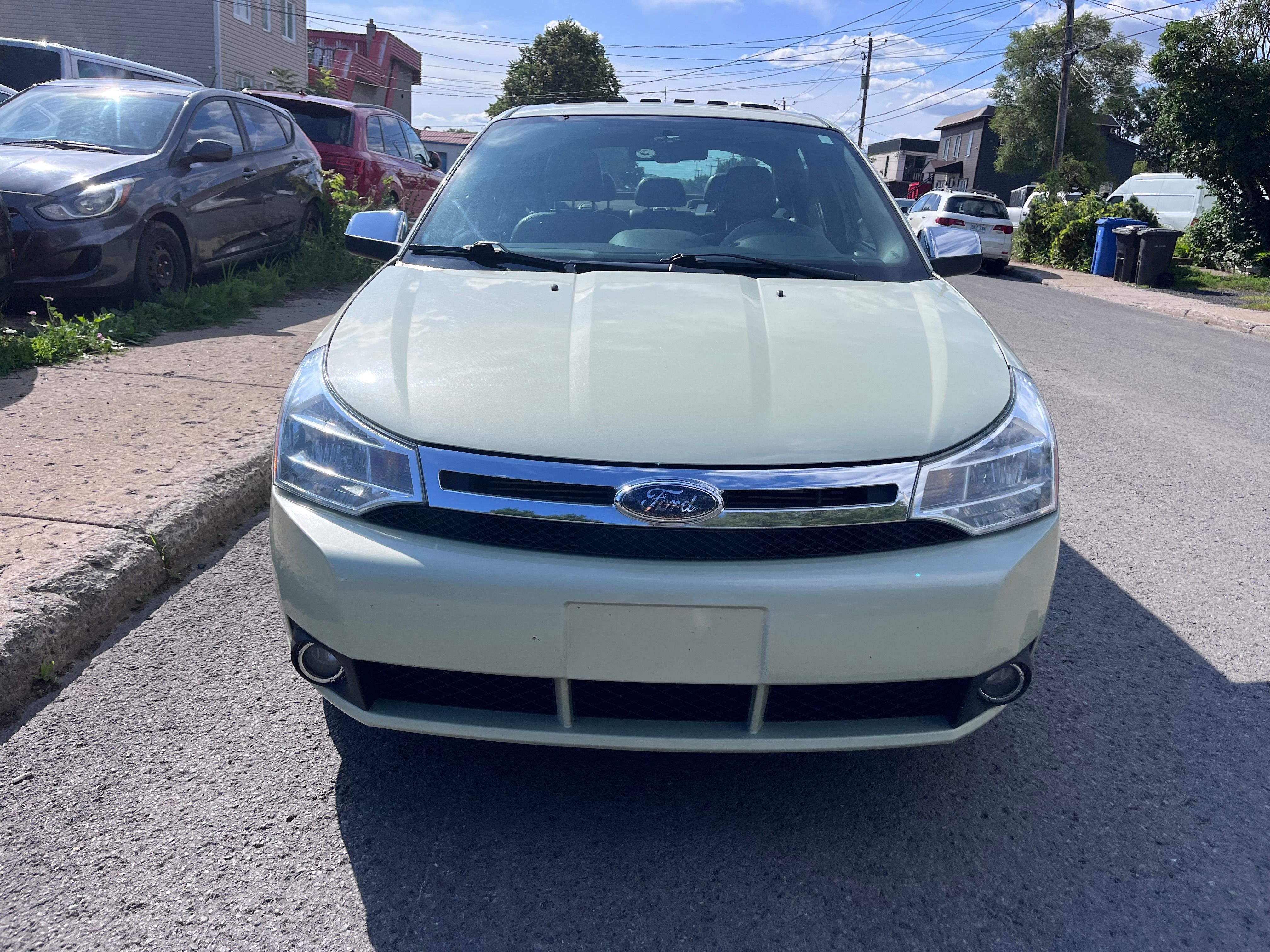 Ford Focus 2010 - Image 1