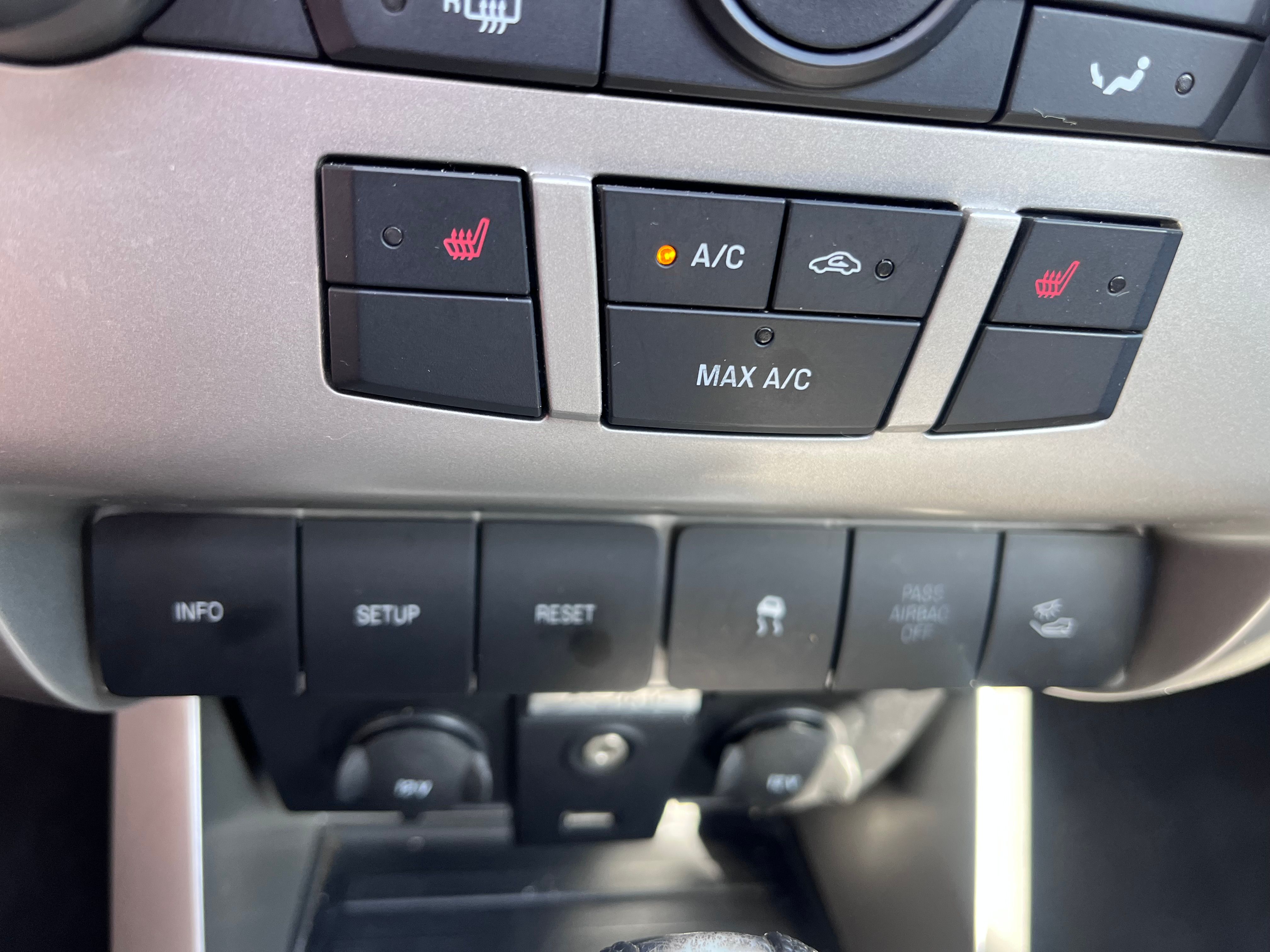 Ford Focus 2010 - Image 7
