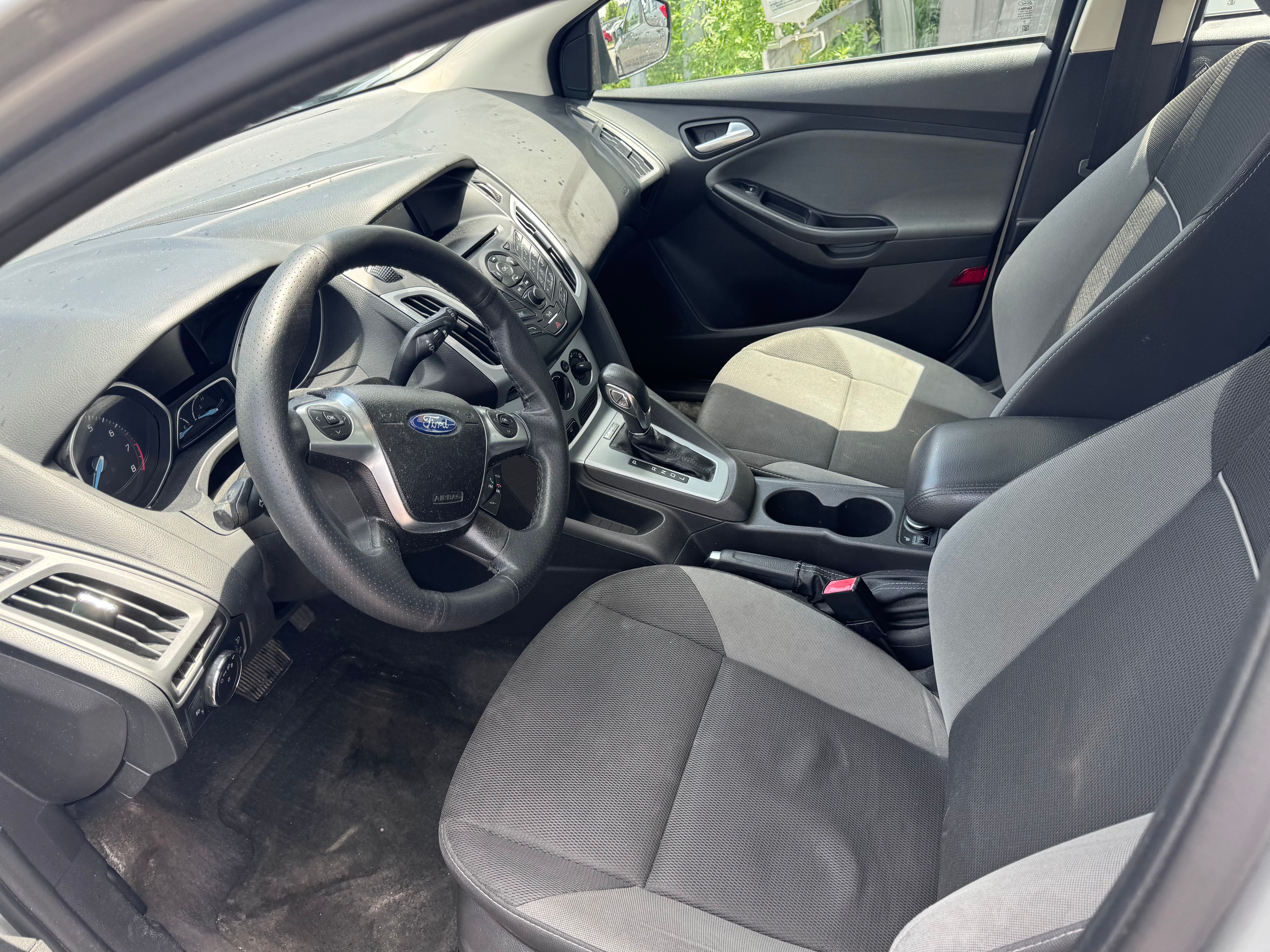 Ford Focus 2012 - Image 8