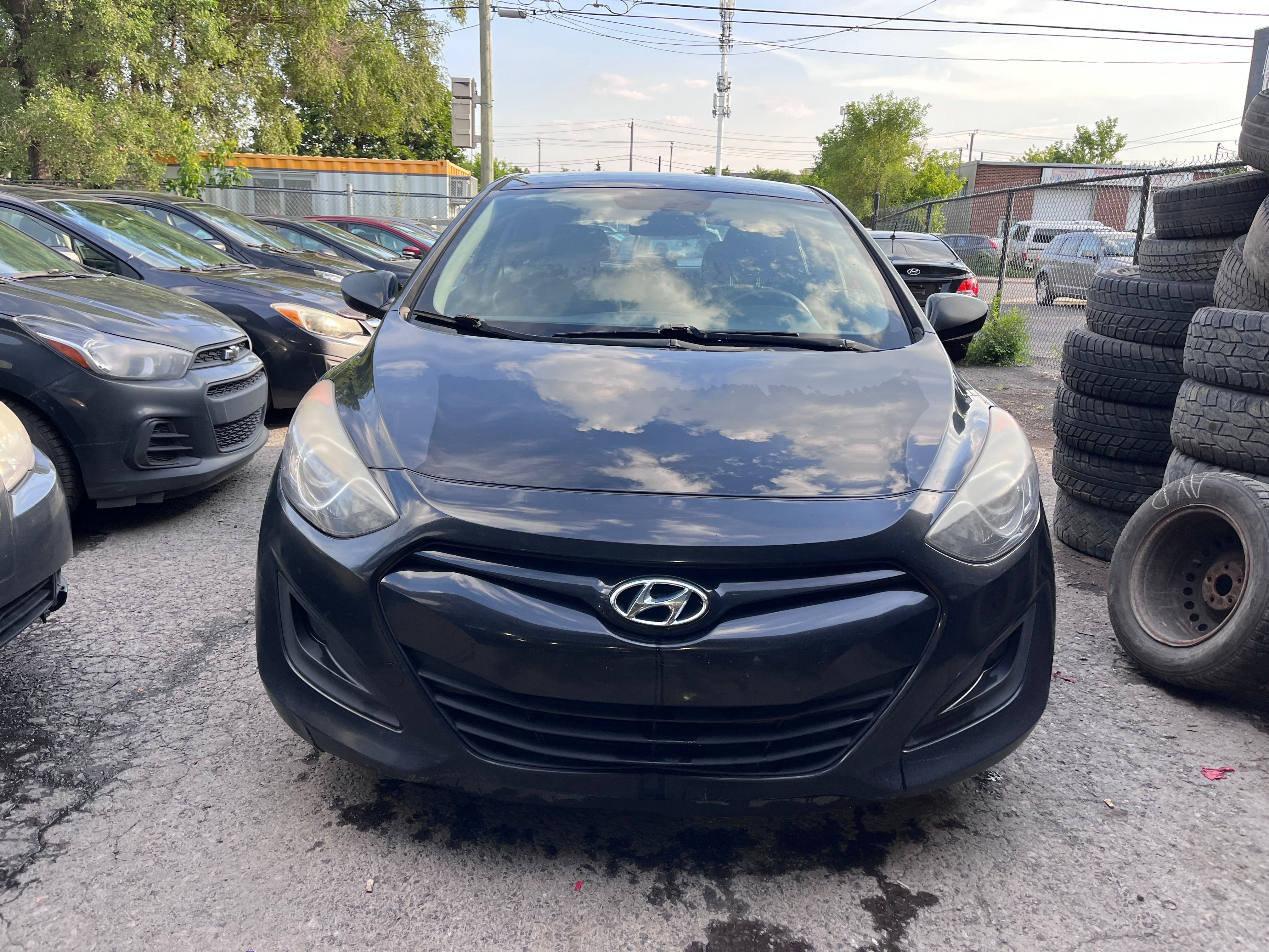 Hyundai Elantra GT 2015 - Image 3