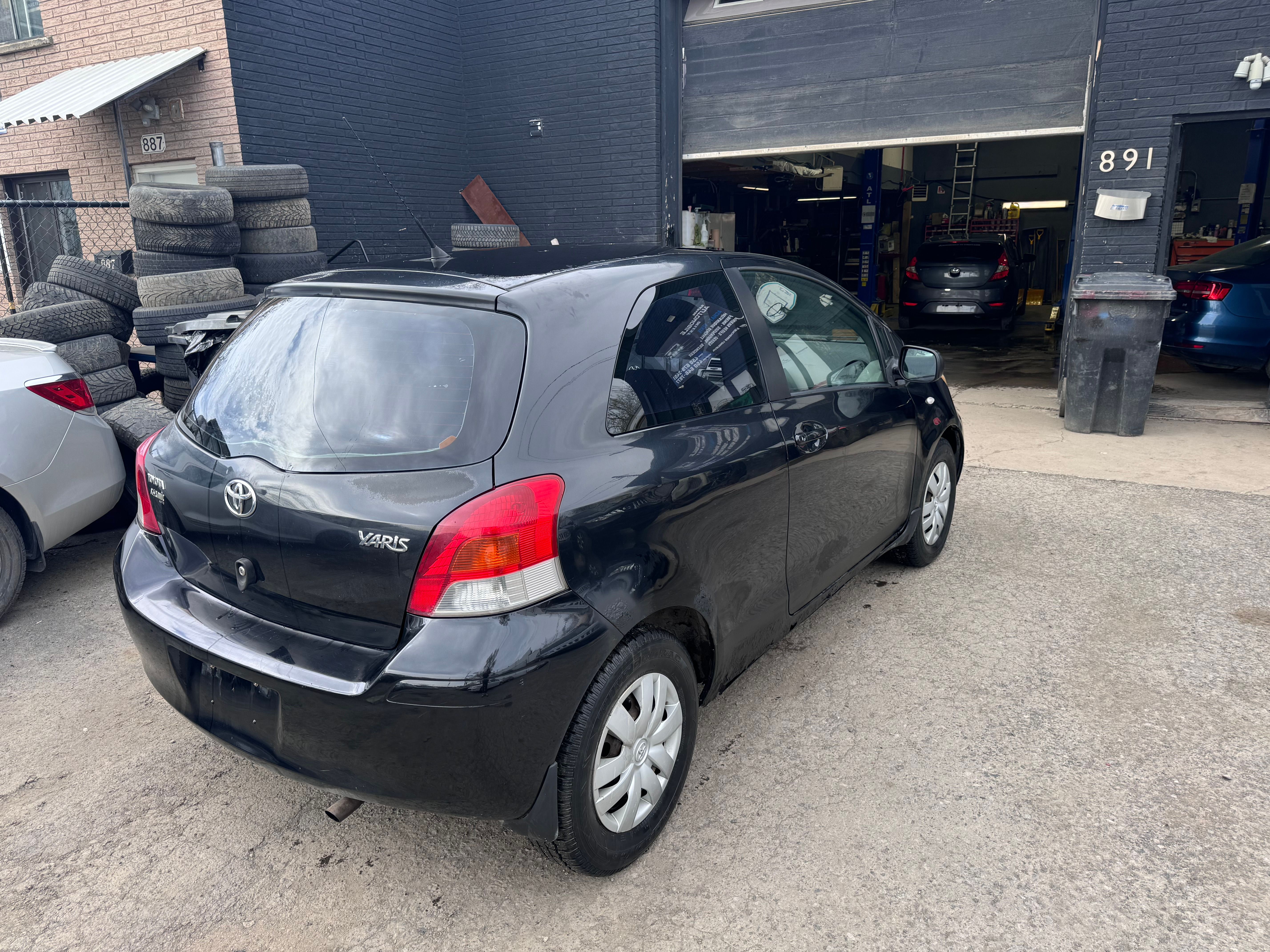 Toyota yaris 2009 - Image 4