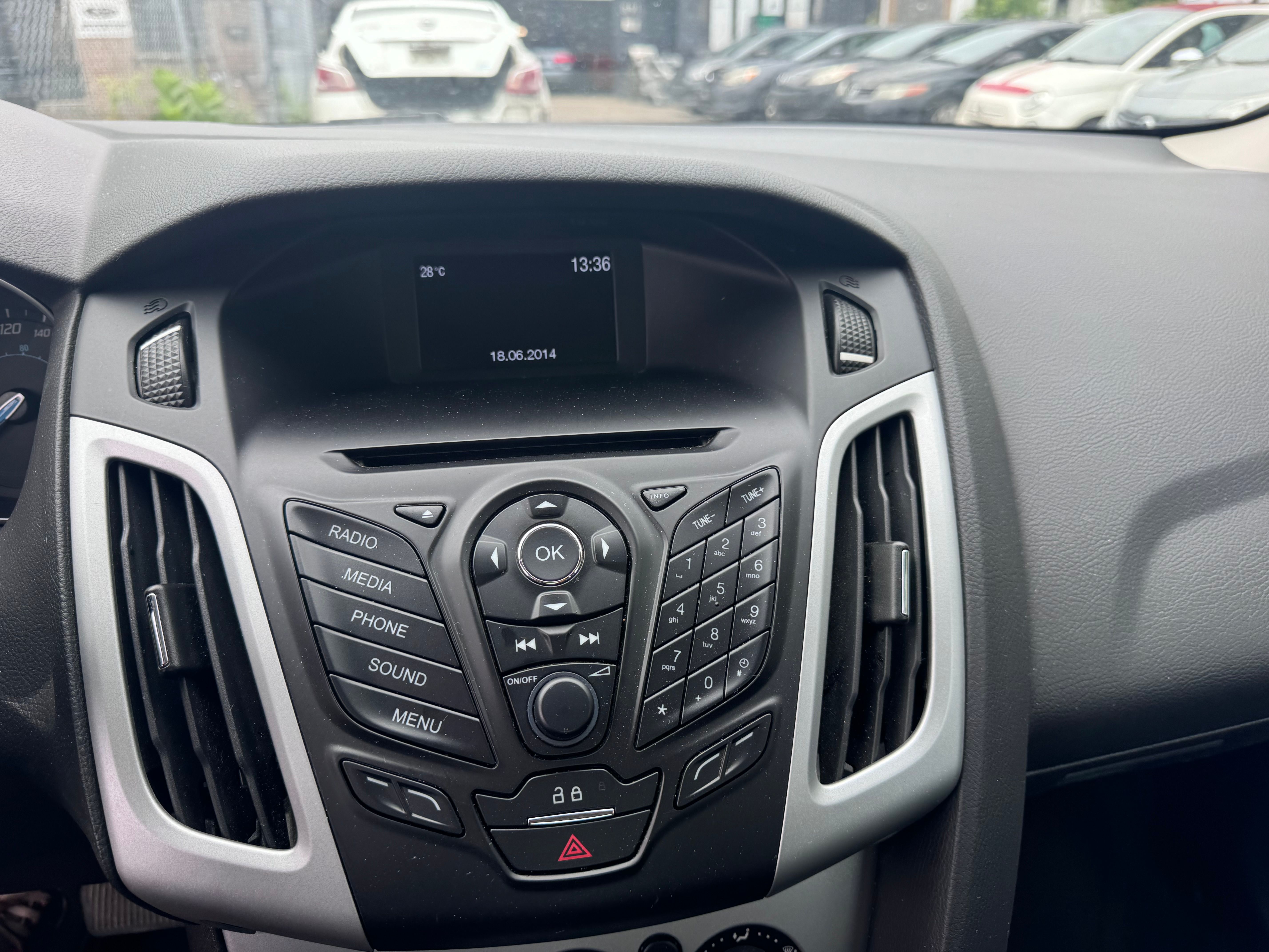 Ford Focus 2014 - Image 10