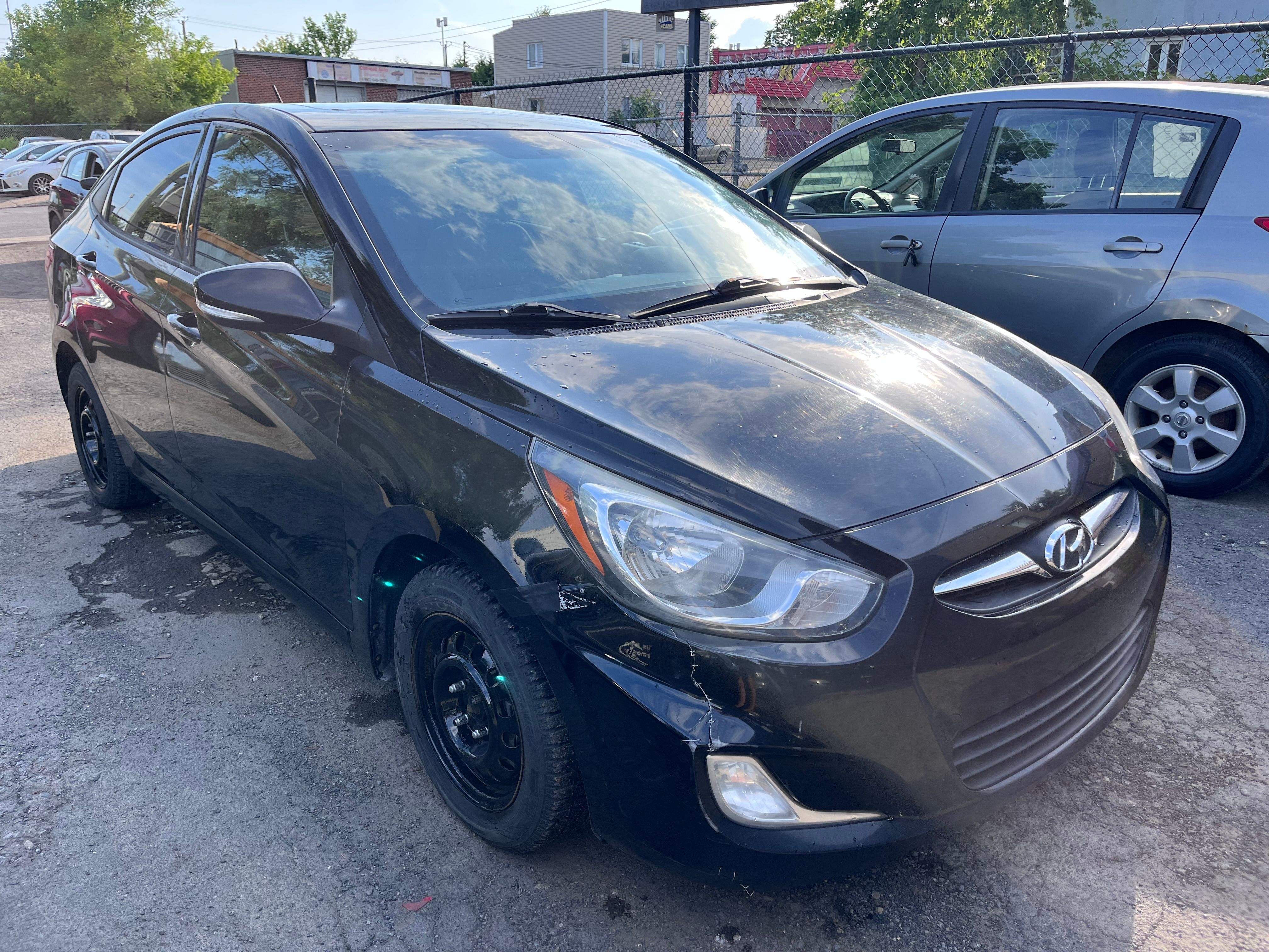 Hyundai Accent 2013 - Image 2