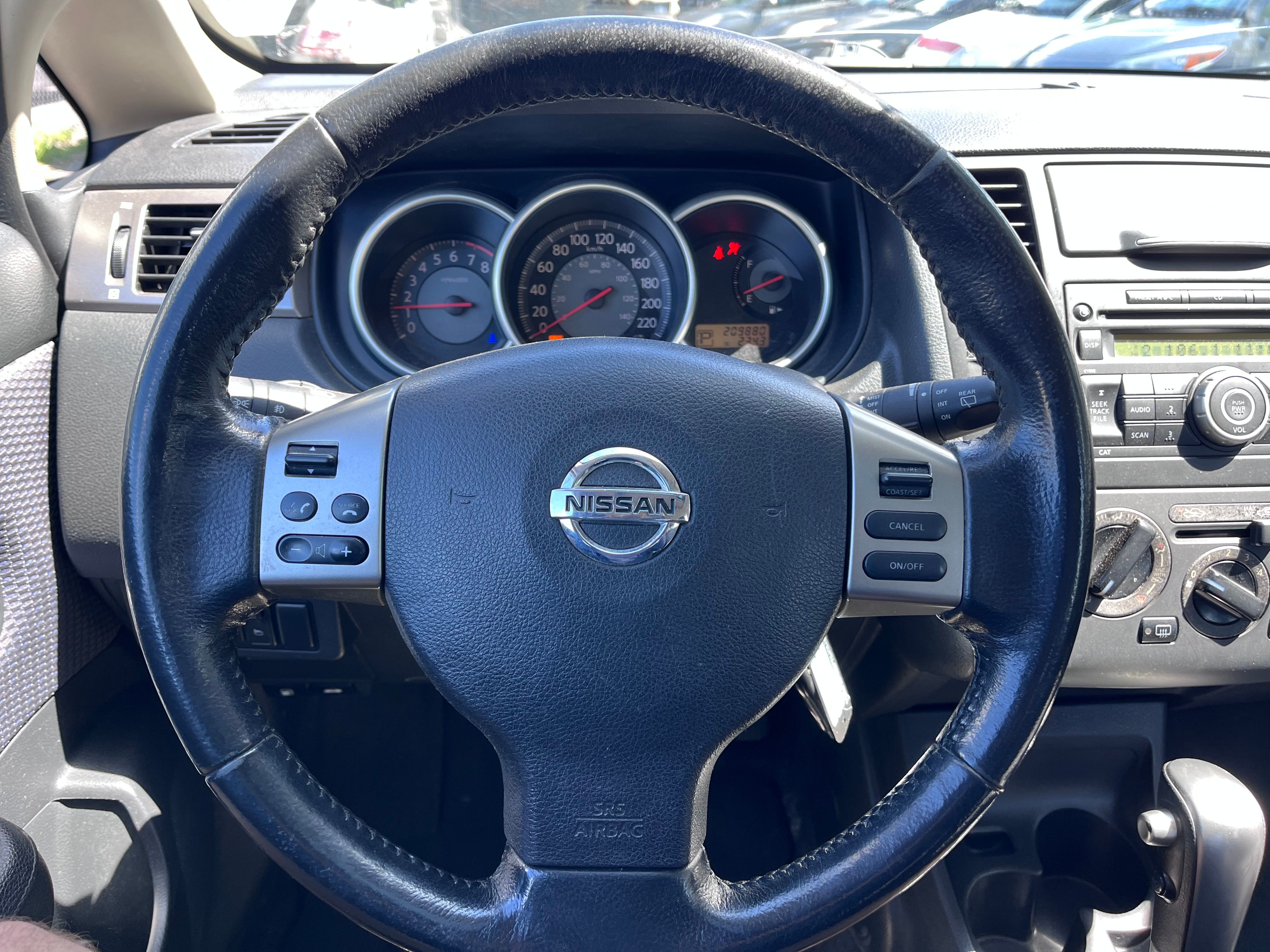 Nissan Versa 2009 - Image 9