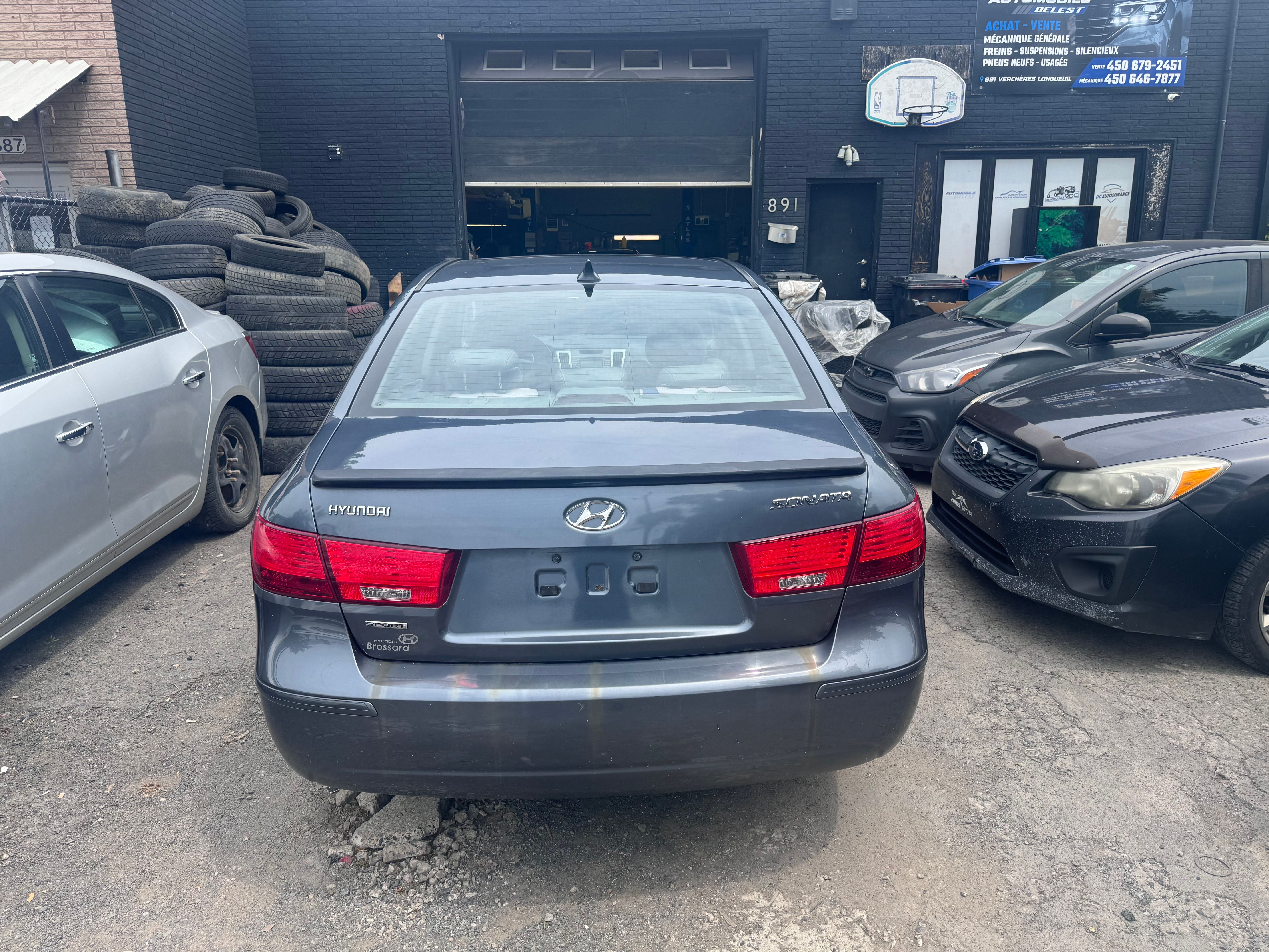 Hyundai Sonata 2010 - Image 5