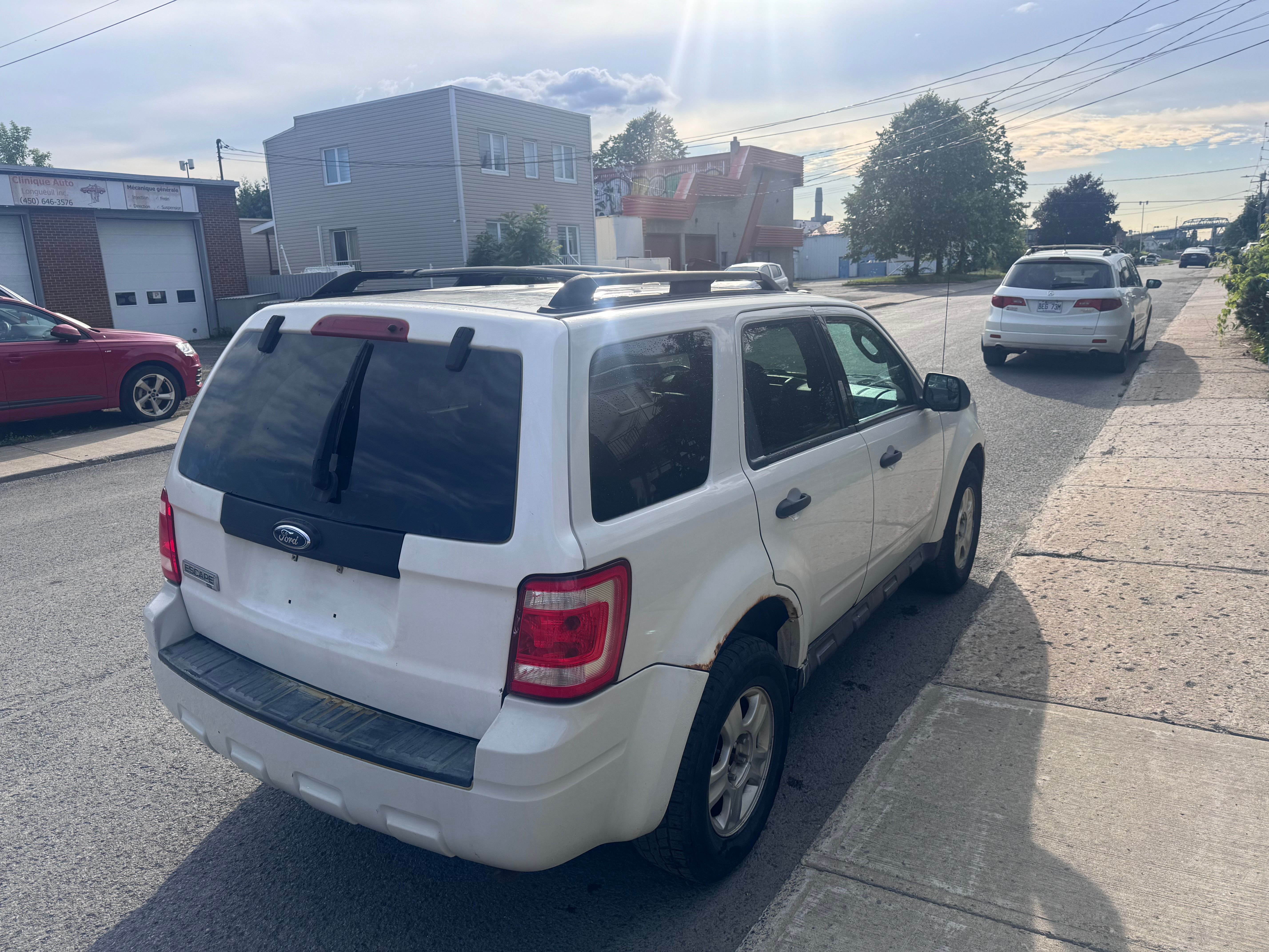 Ford Escape 2010 - Image 4