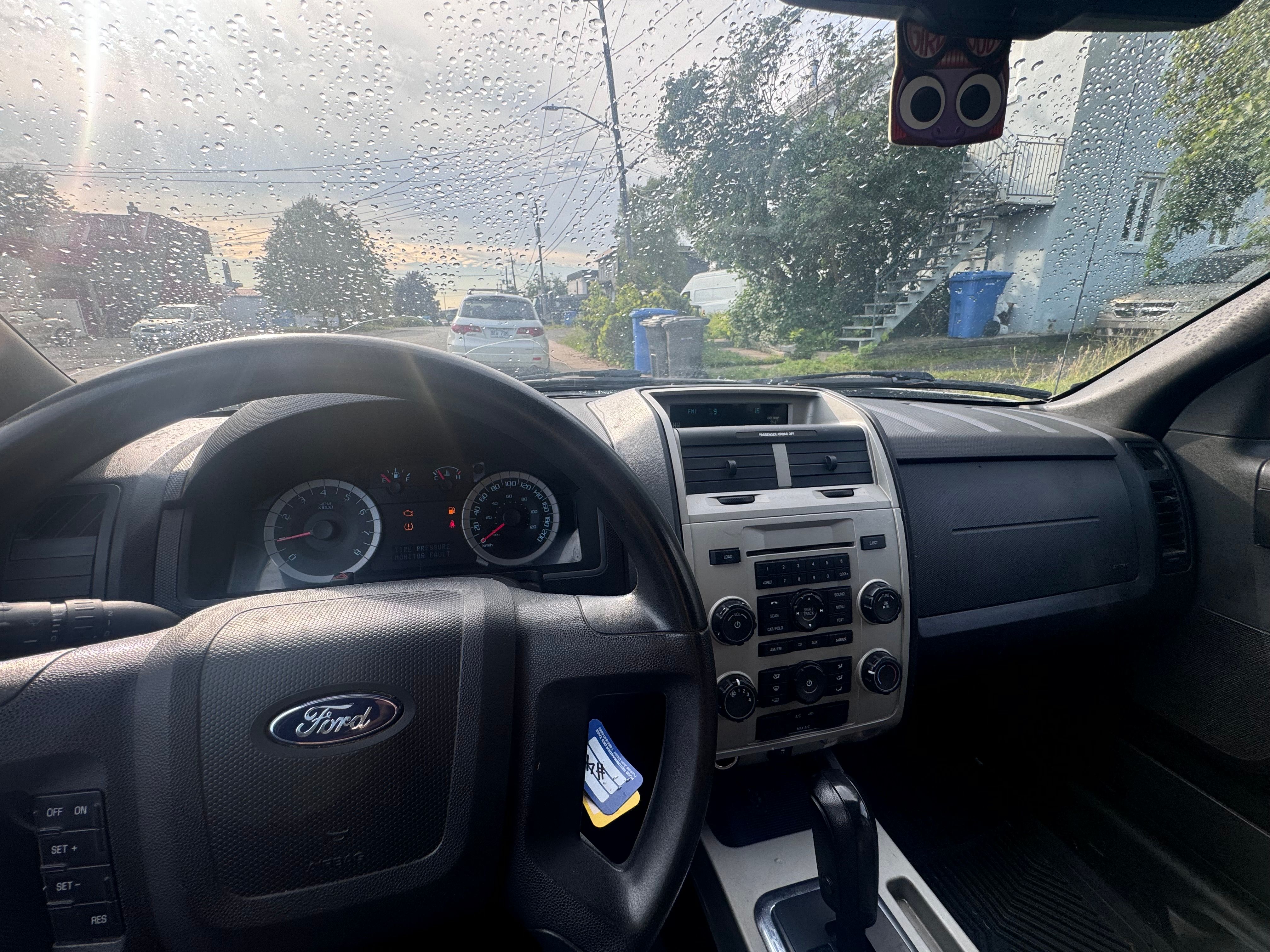 Ford Escape 2010 - Image 9