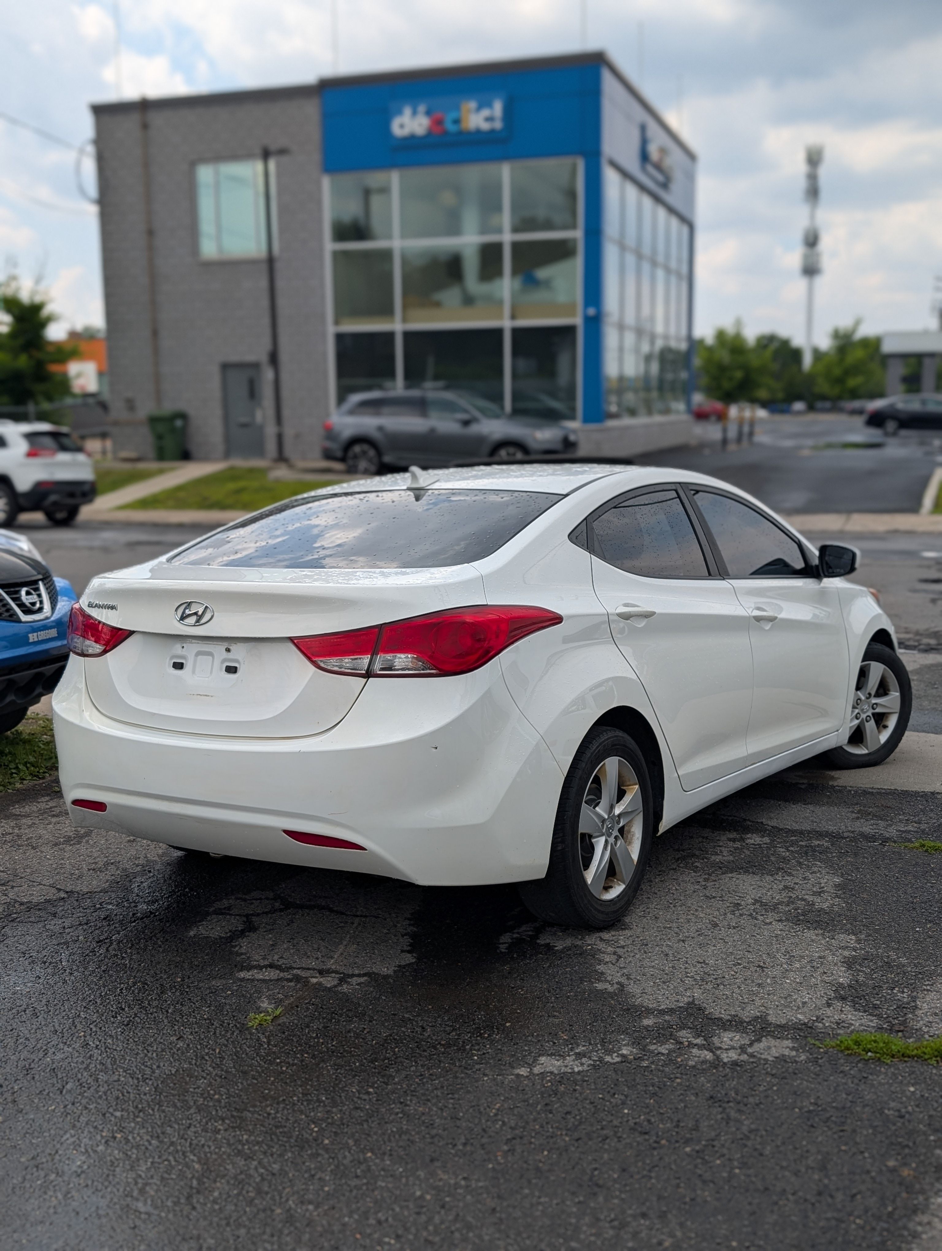 Hyundai Elantra 2013 - Image 4