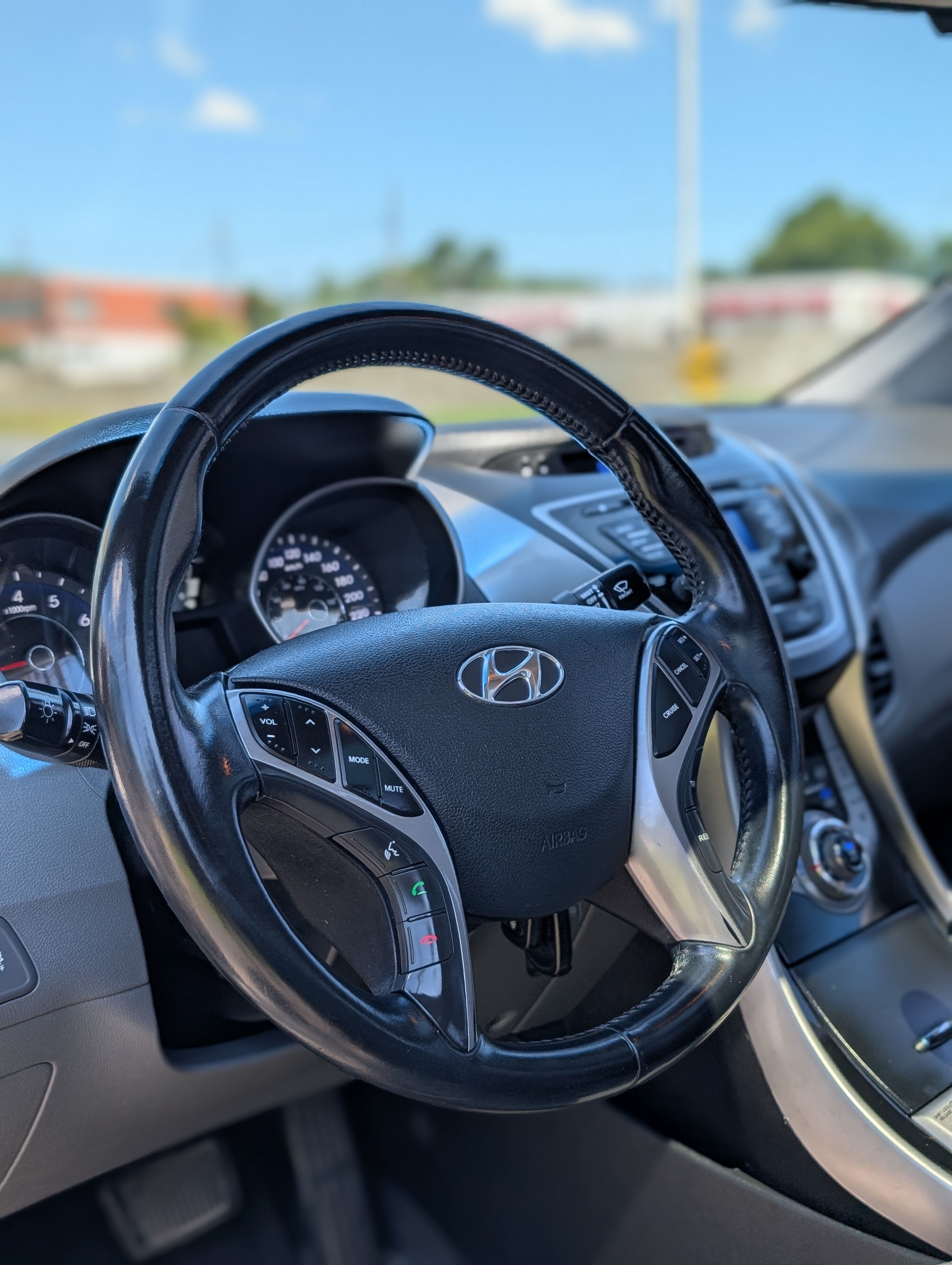 Hyundai Elantra 2013 - Image 6