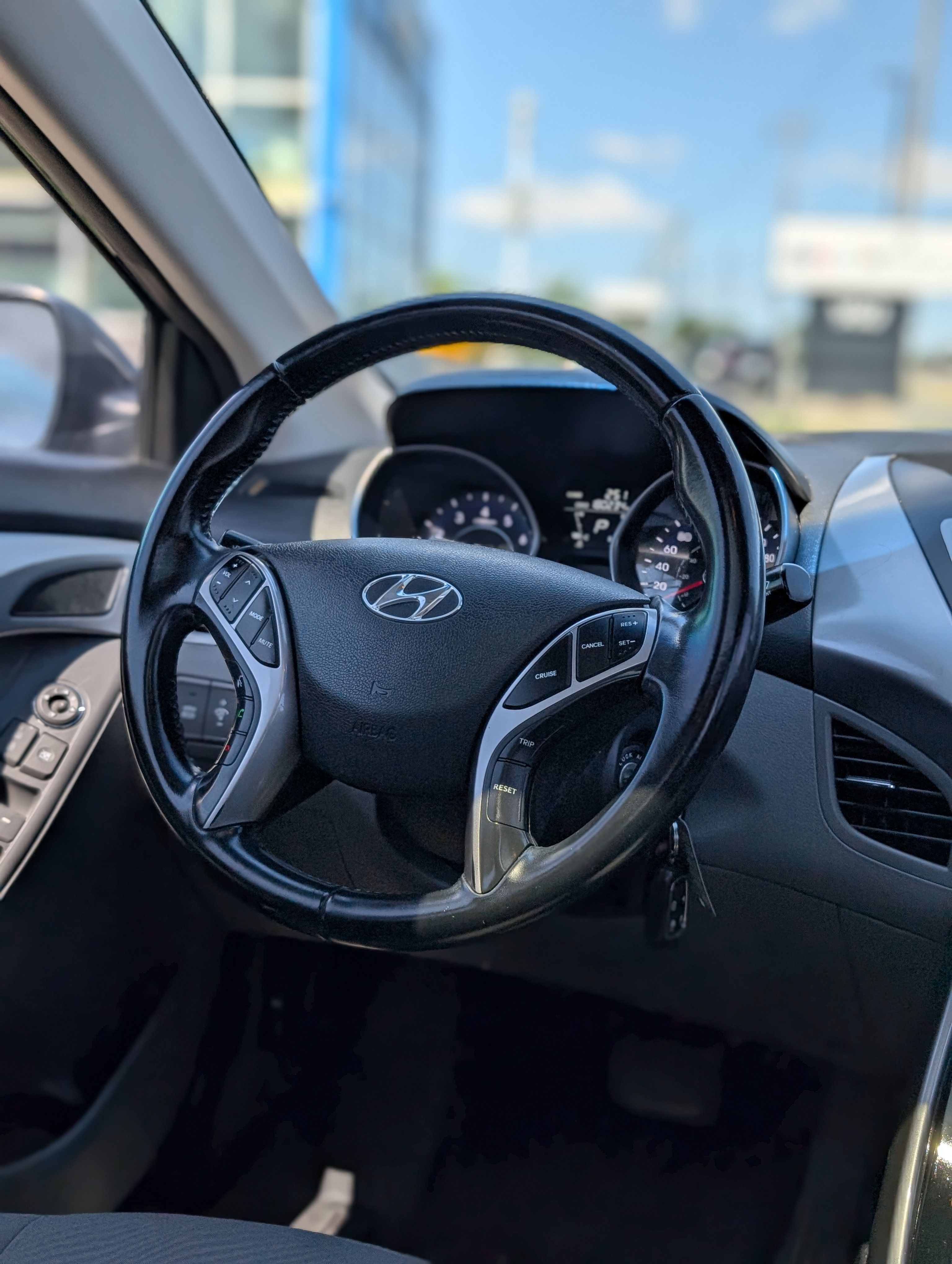 Hyundai Elantra 2013 - Image 11
