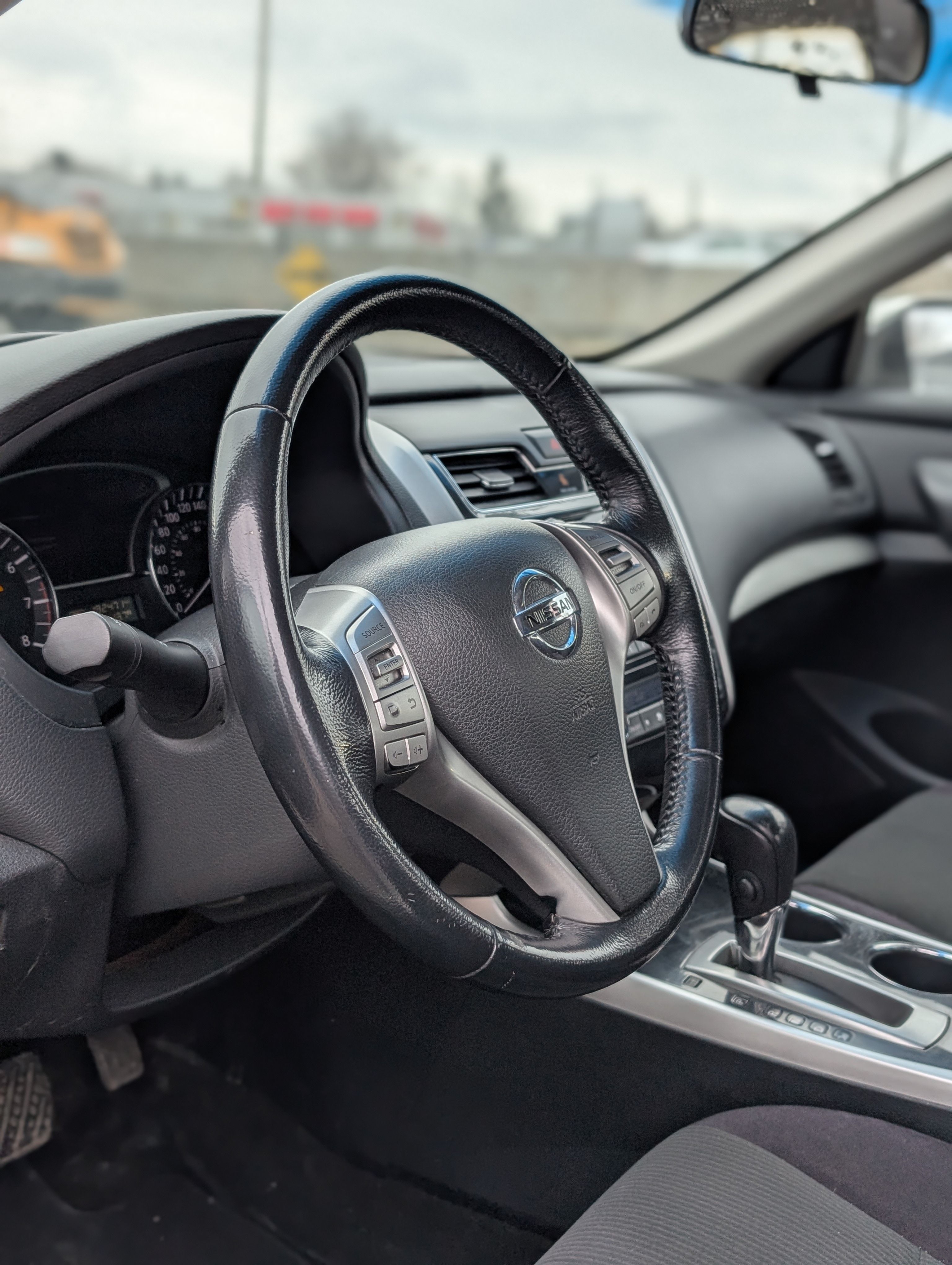 Nissan altima 2013 - Image 10