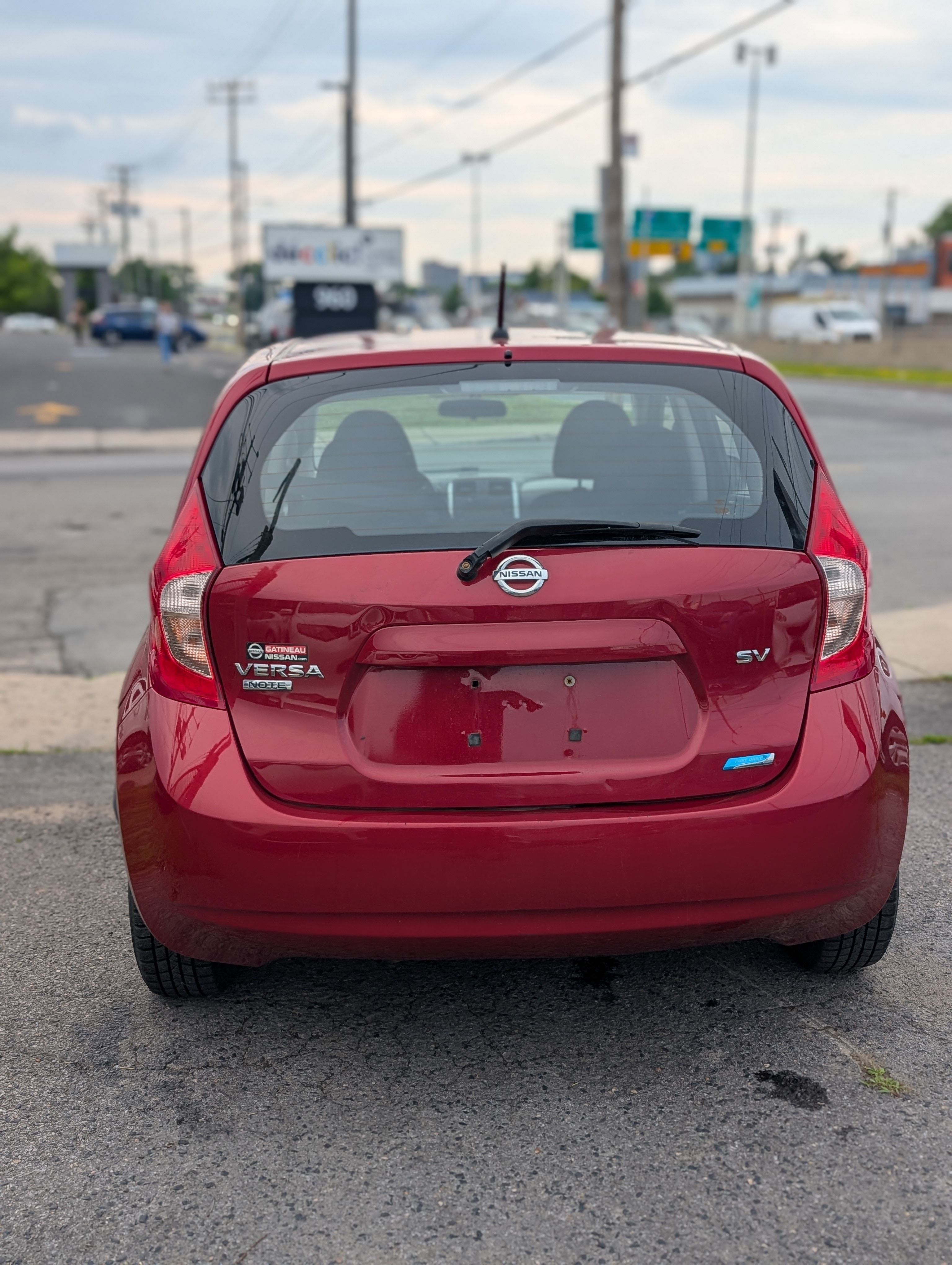 Nissan versa hatchback 2014 - Image 5