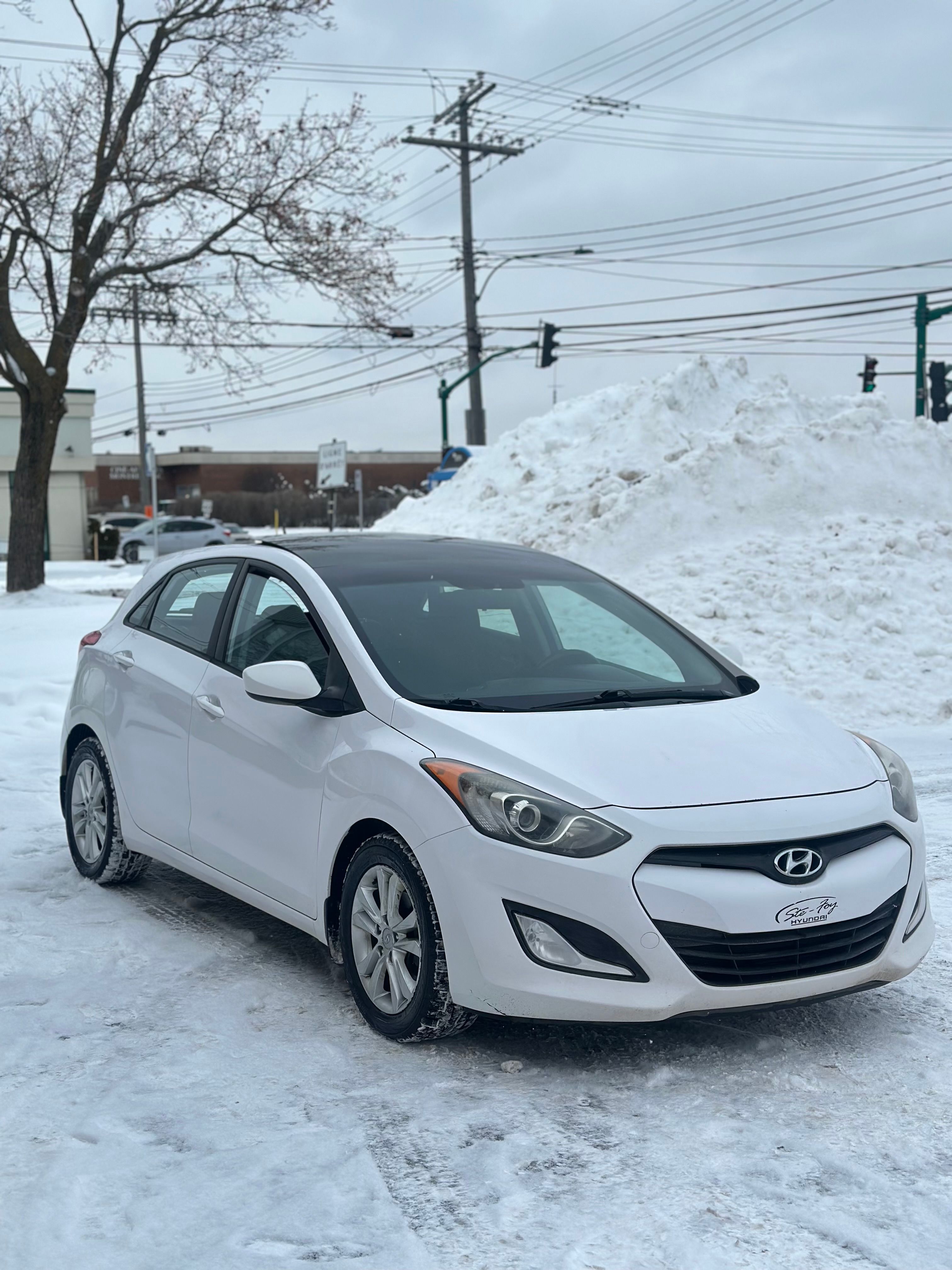 Hyundai Elantra GT 2014 - Image 1