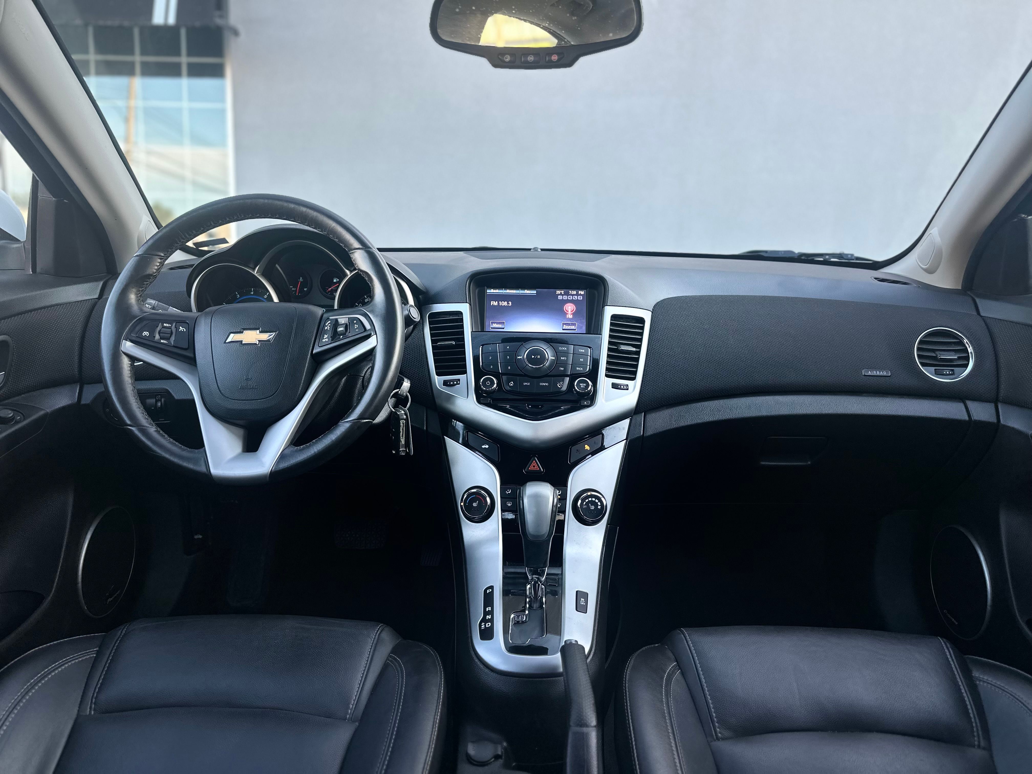 Chevrolet Cruze 2015 - Image 12