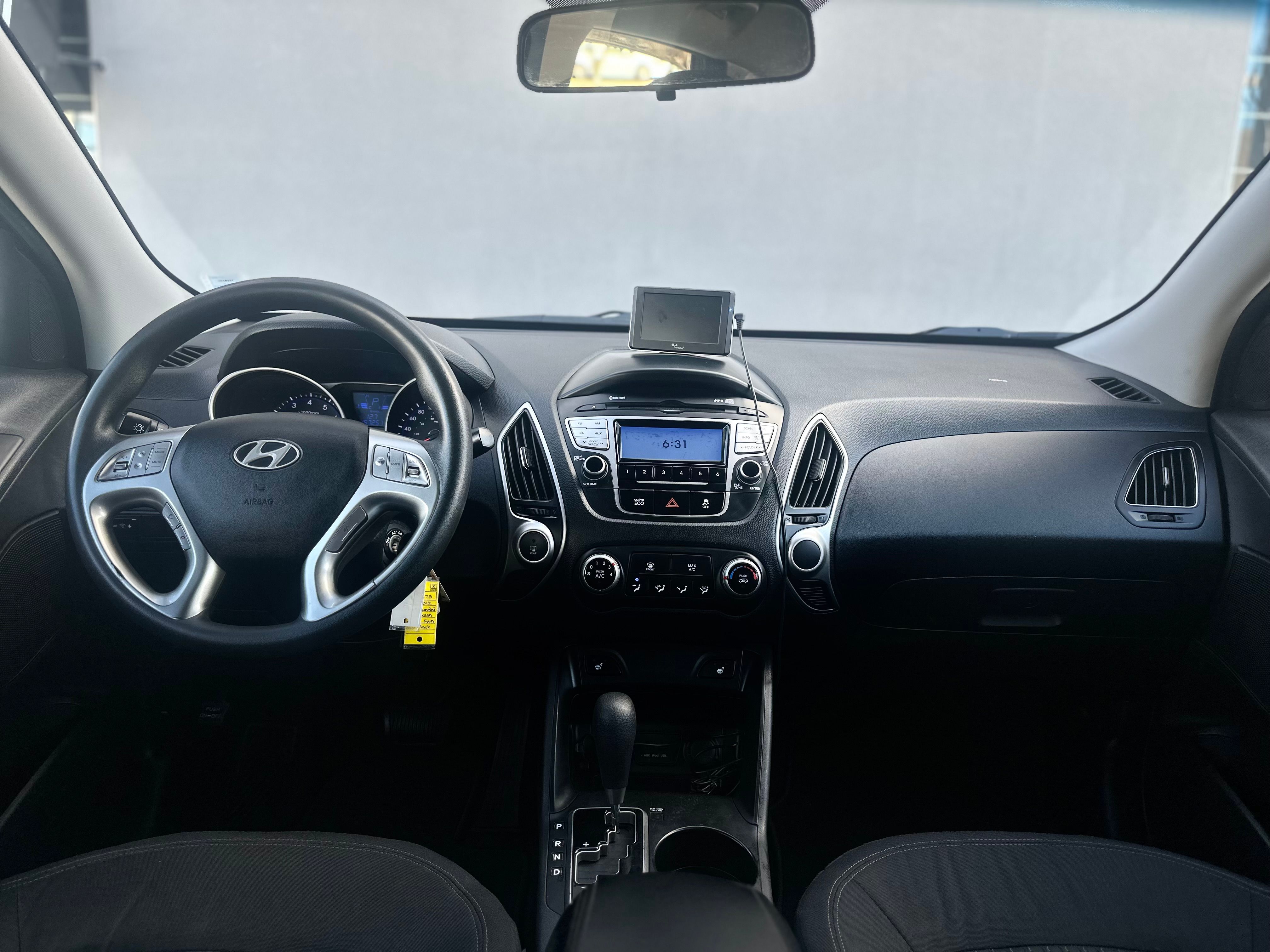 Hyundai Tucson 2012 - Image 9