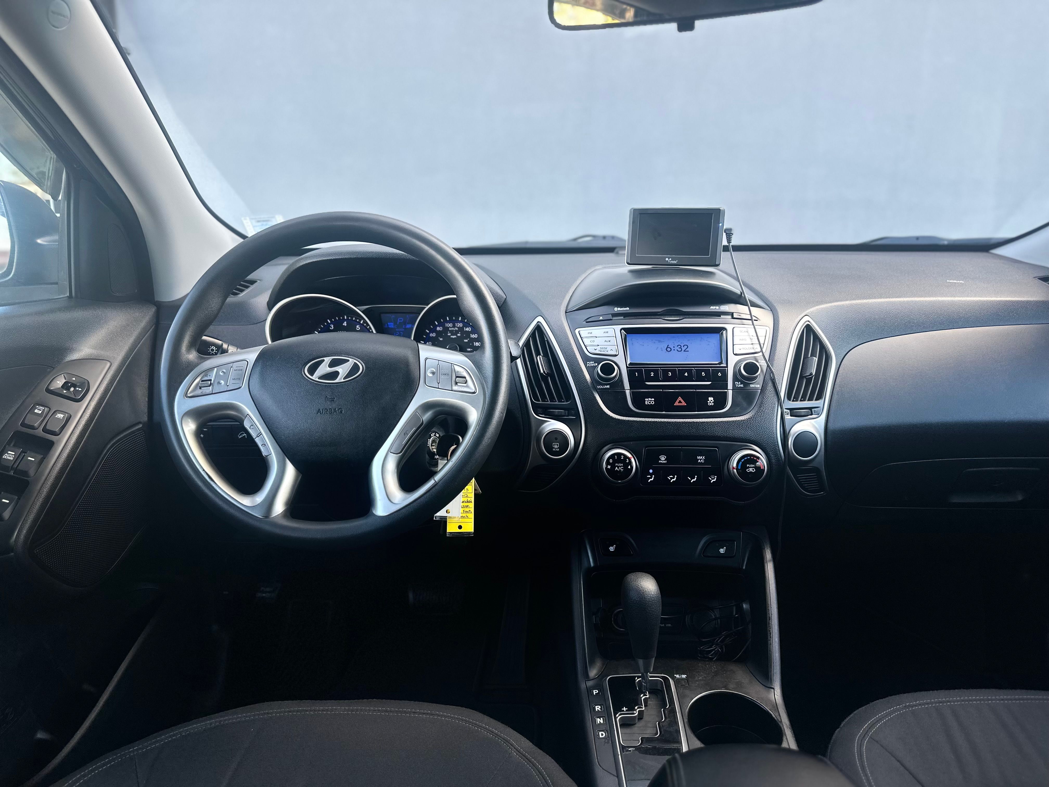 Hyundai Tucson 2012 - Image 12