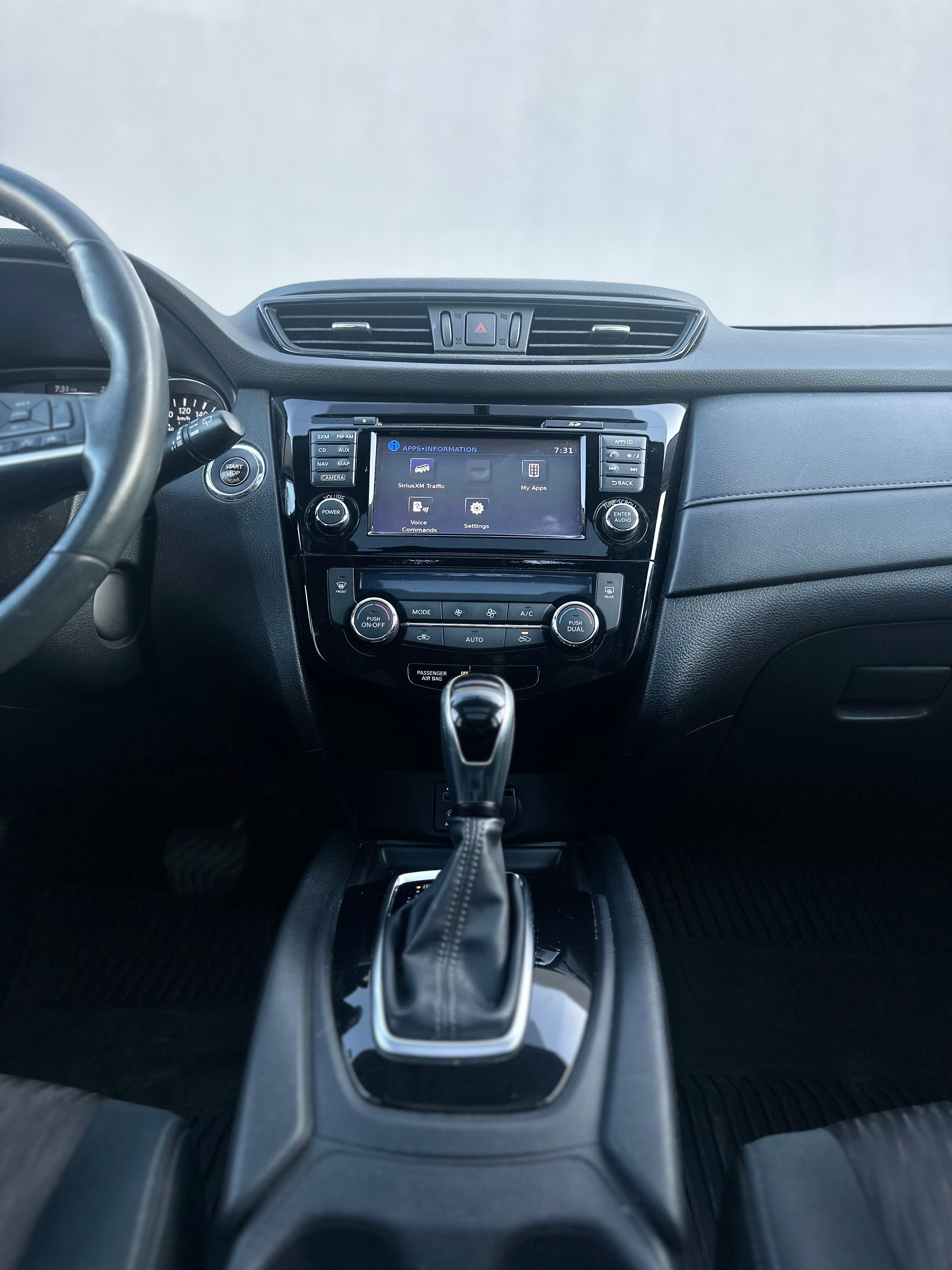 Nissan Rogue 2017 - Image 18