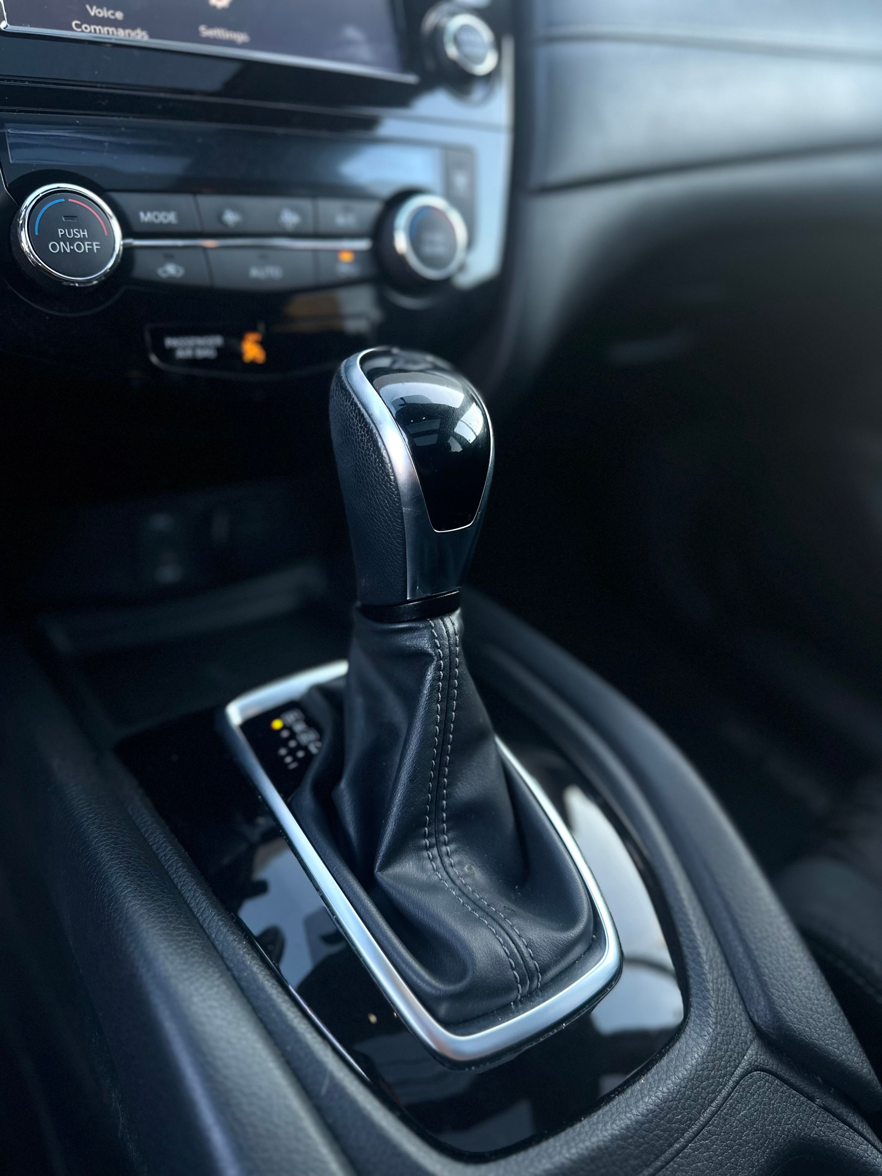 Nissan Rogue 2017 - Image 20