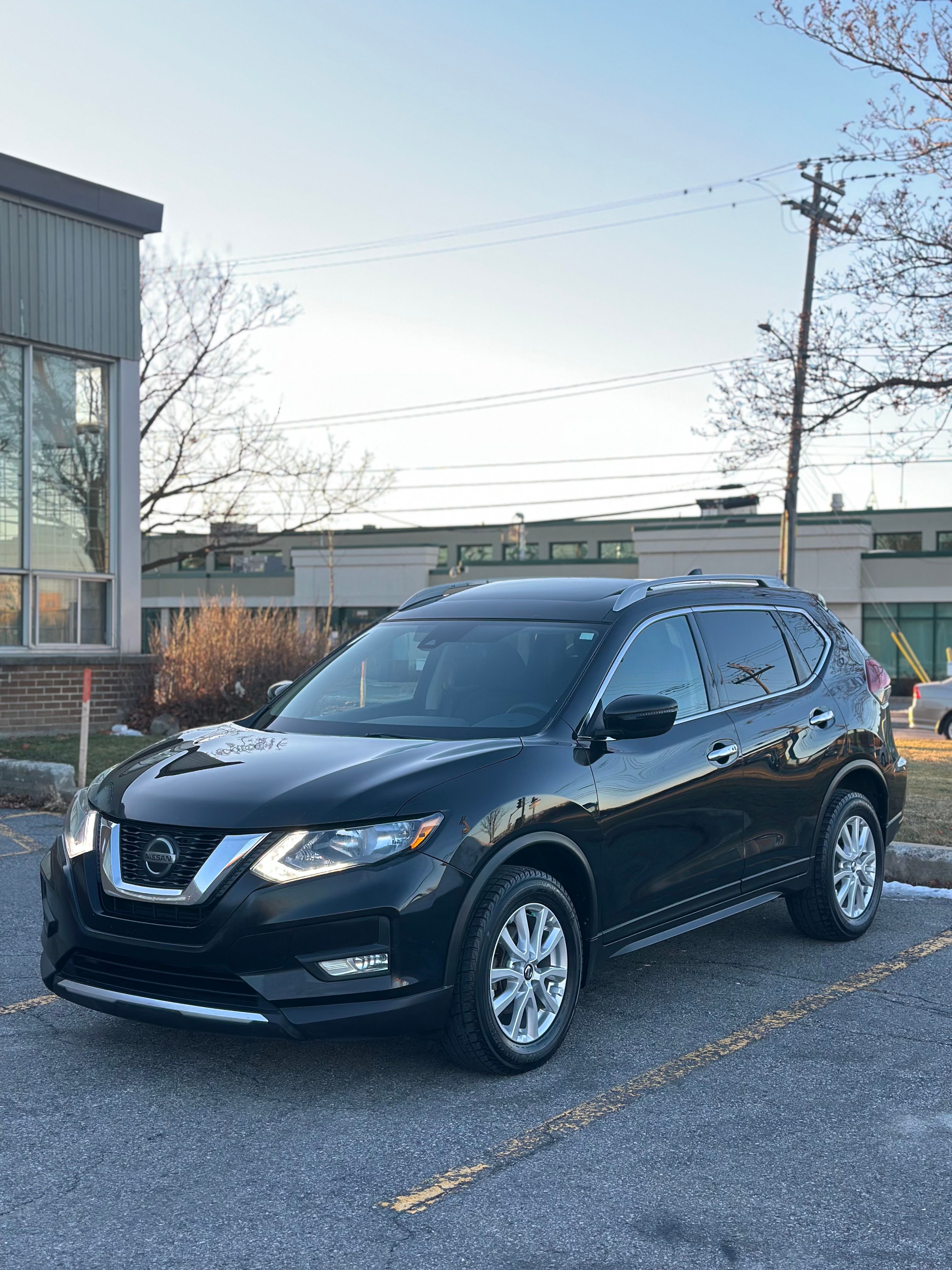 Nissan Rogue 2019 - Image 2