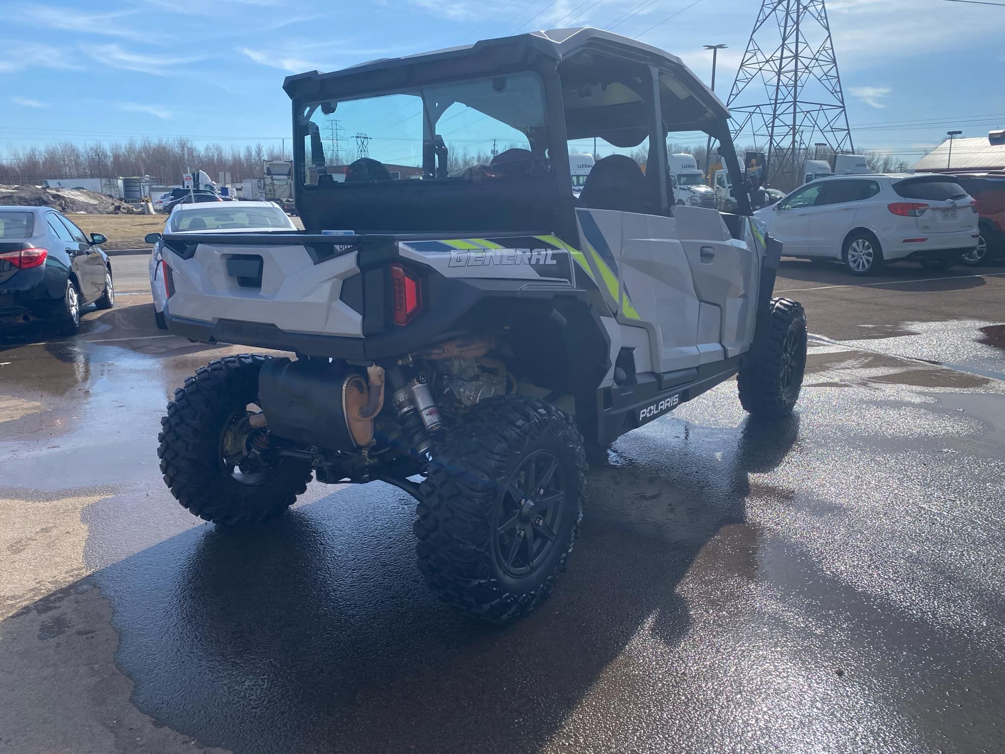 POLARIS General 1000 EPS Sport Gray 2024 - Image 6