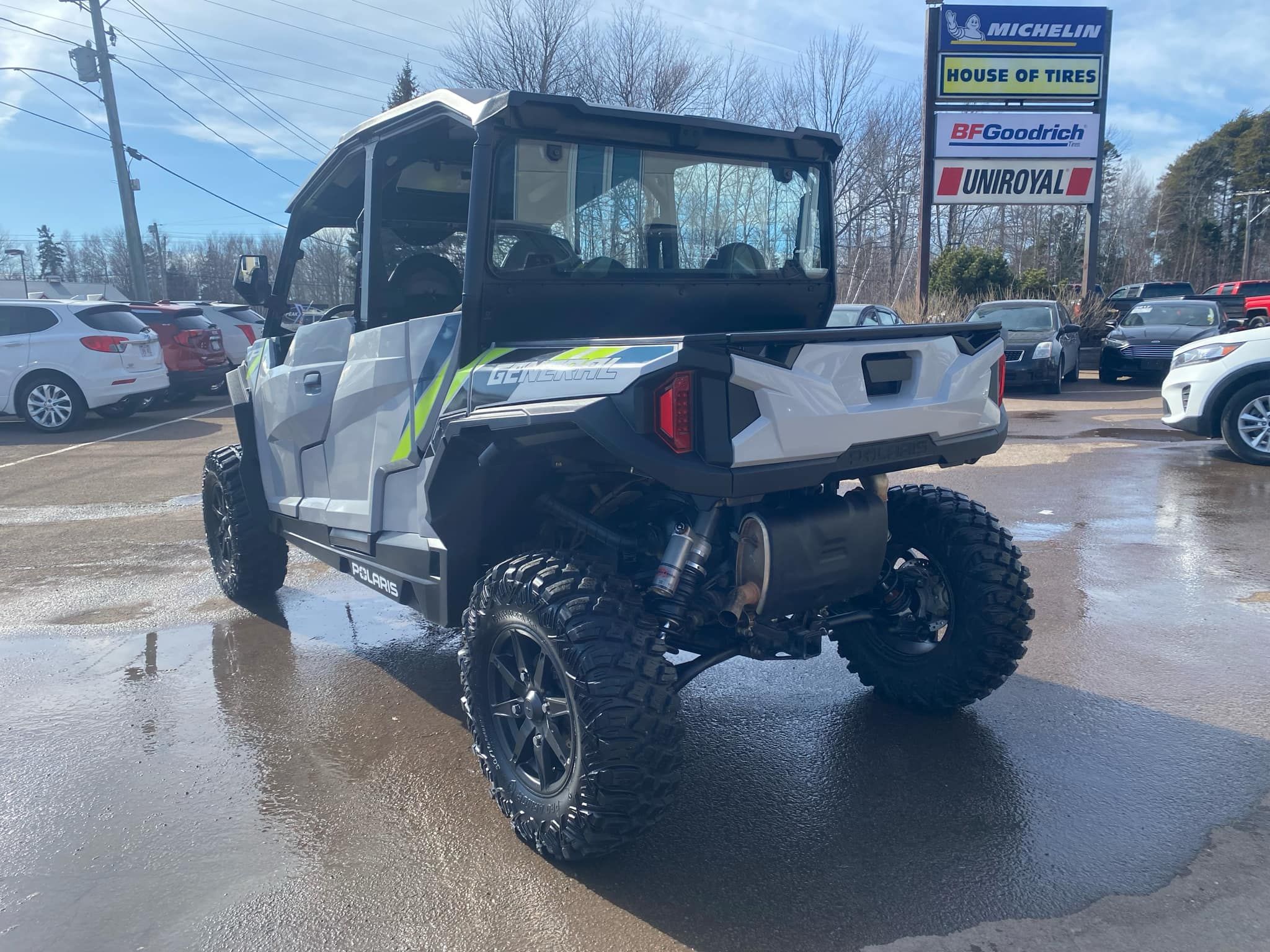 POLARIS General 1000 EPS Sport Gray 2024 - Image 8