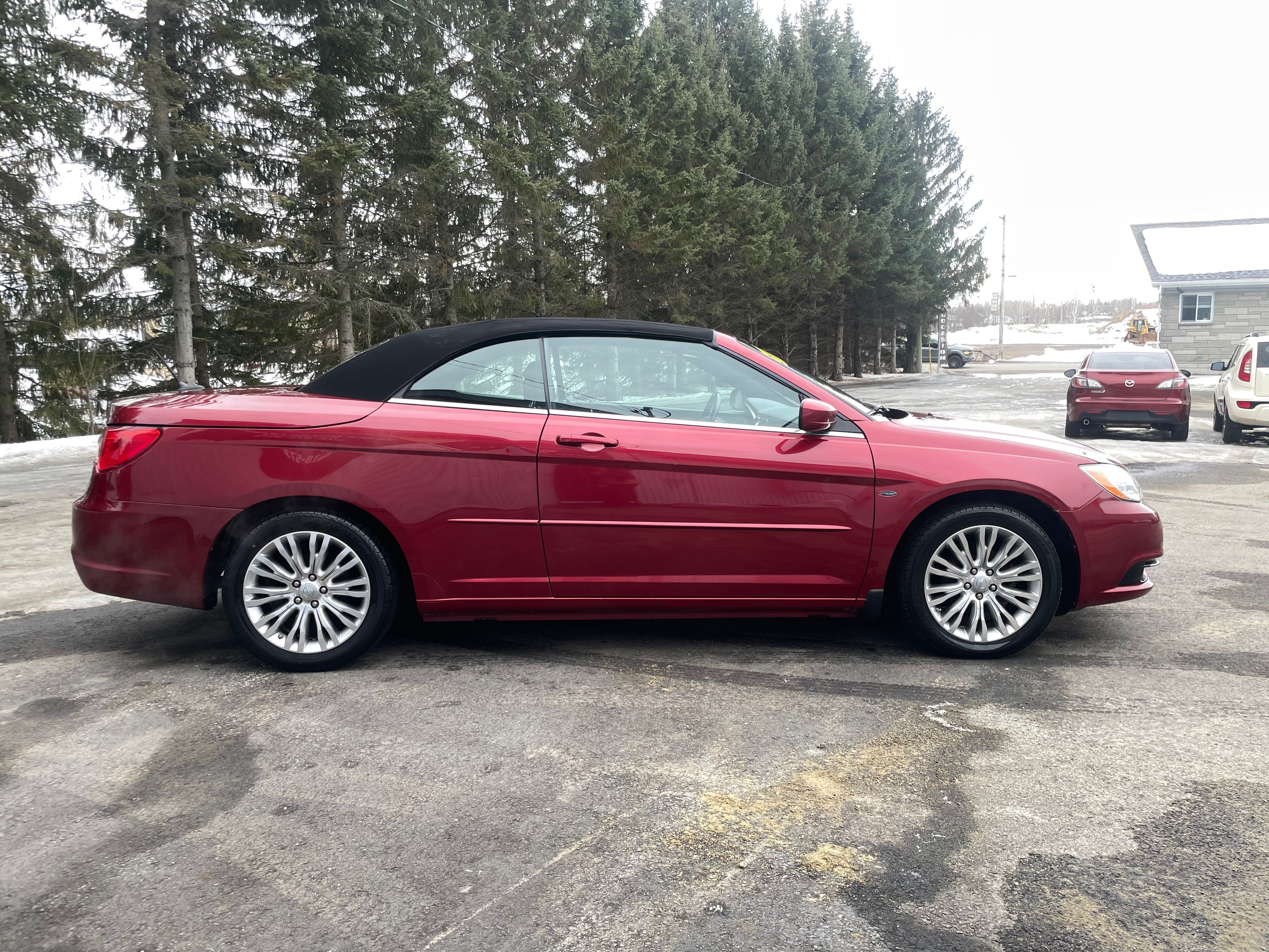 Chrysler 200 2011 - Image 8