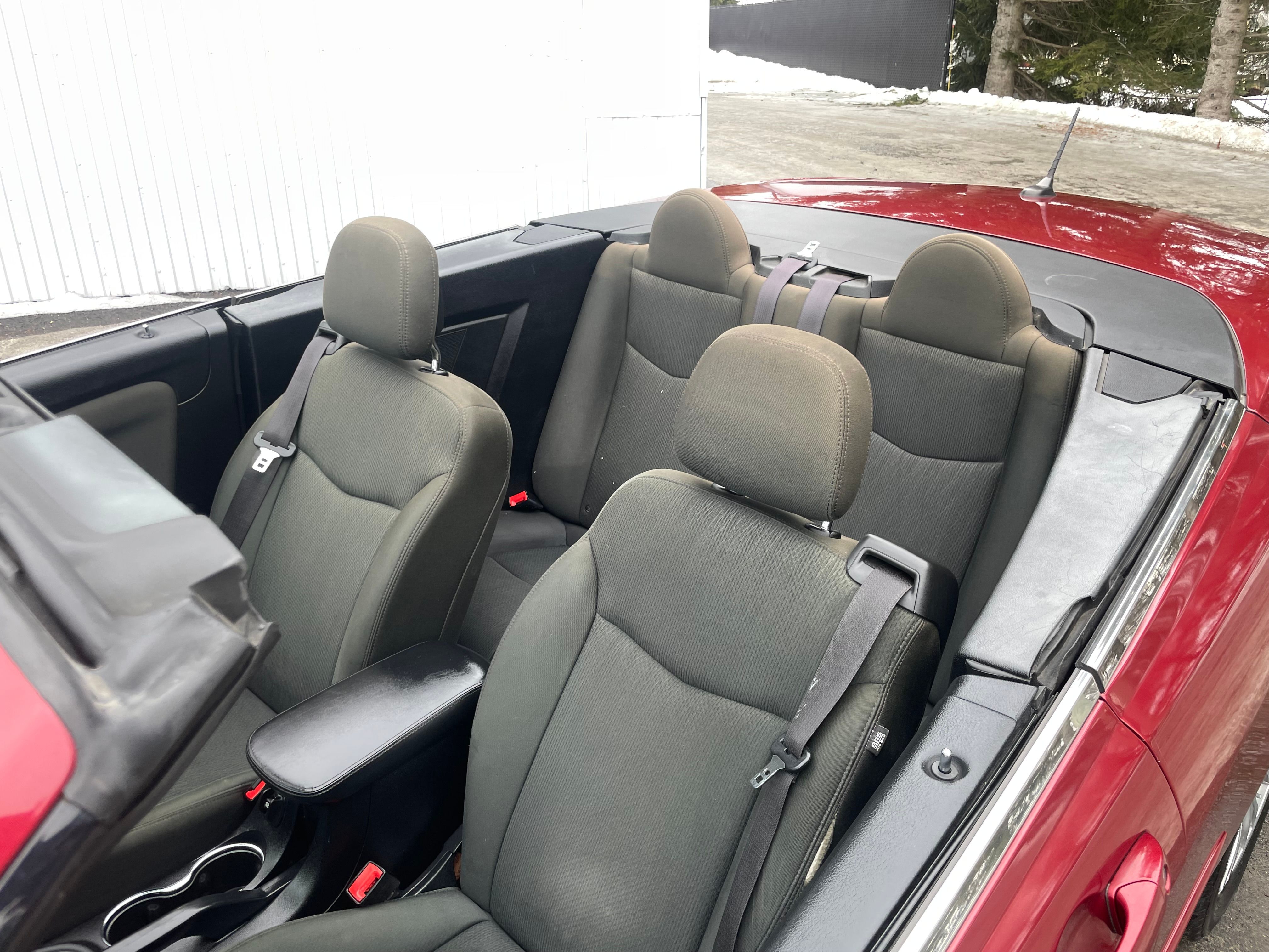 Chrysler 200 2011 - Image 23