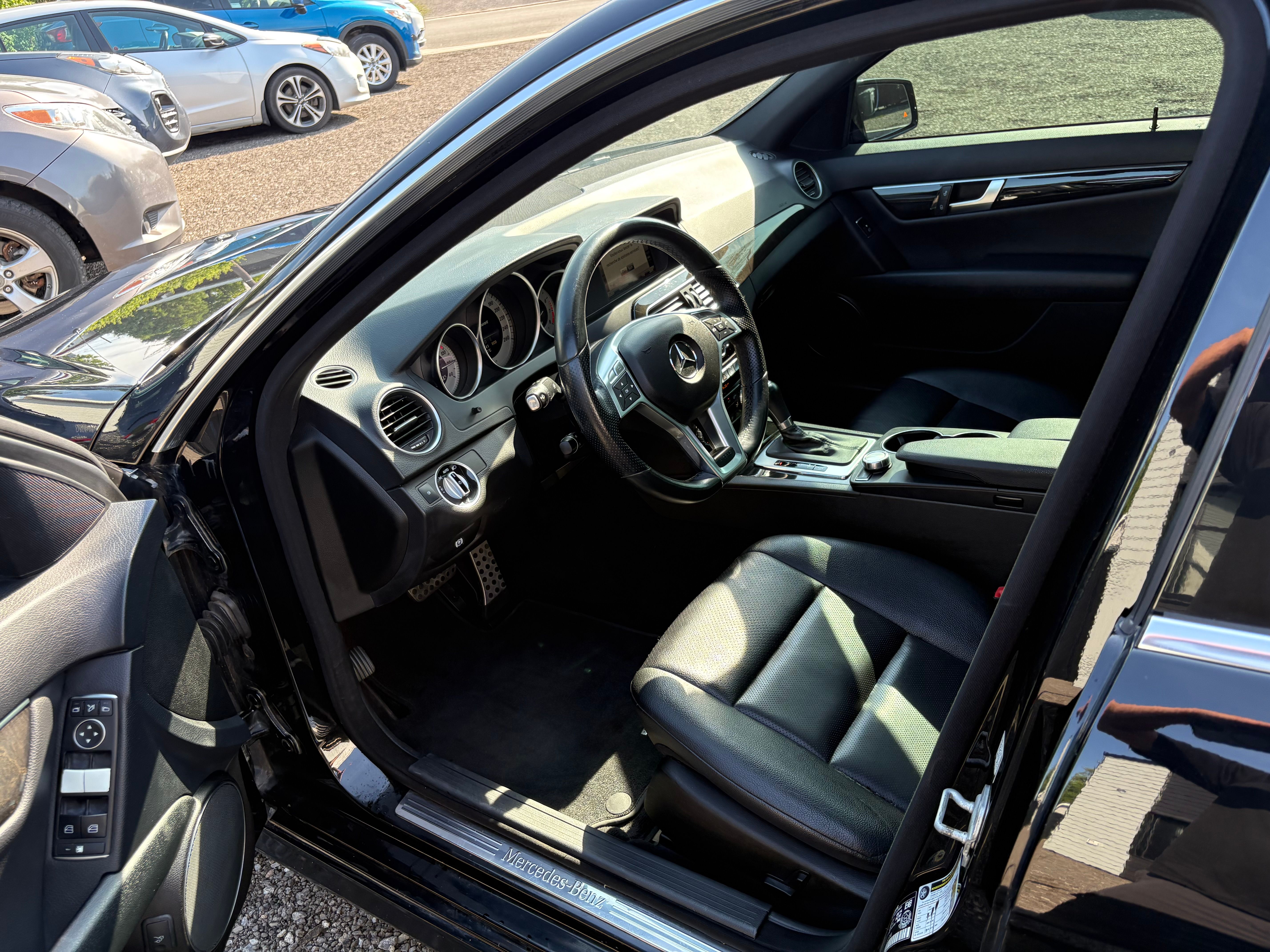 Mercedes-Benz C-Class 2014 - Image 7