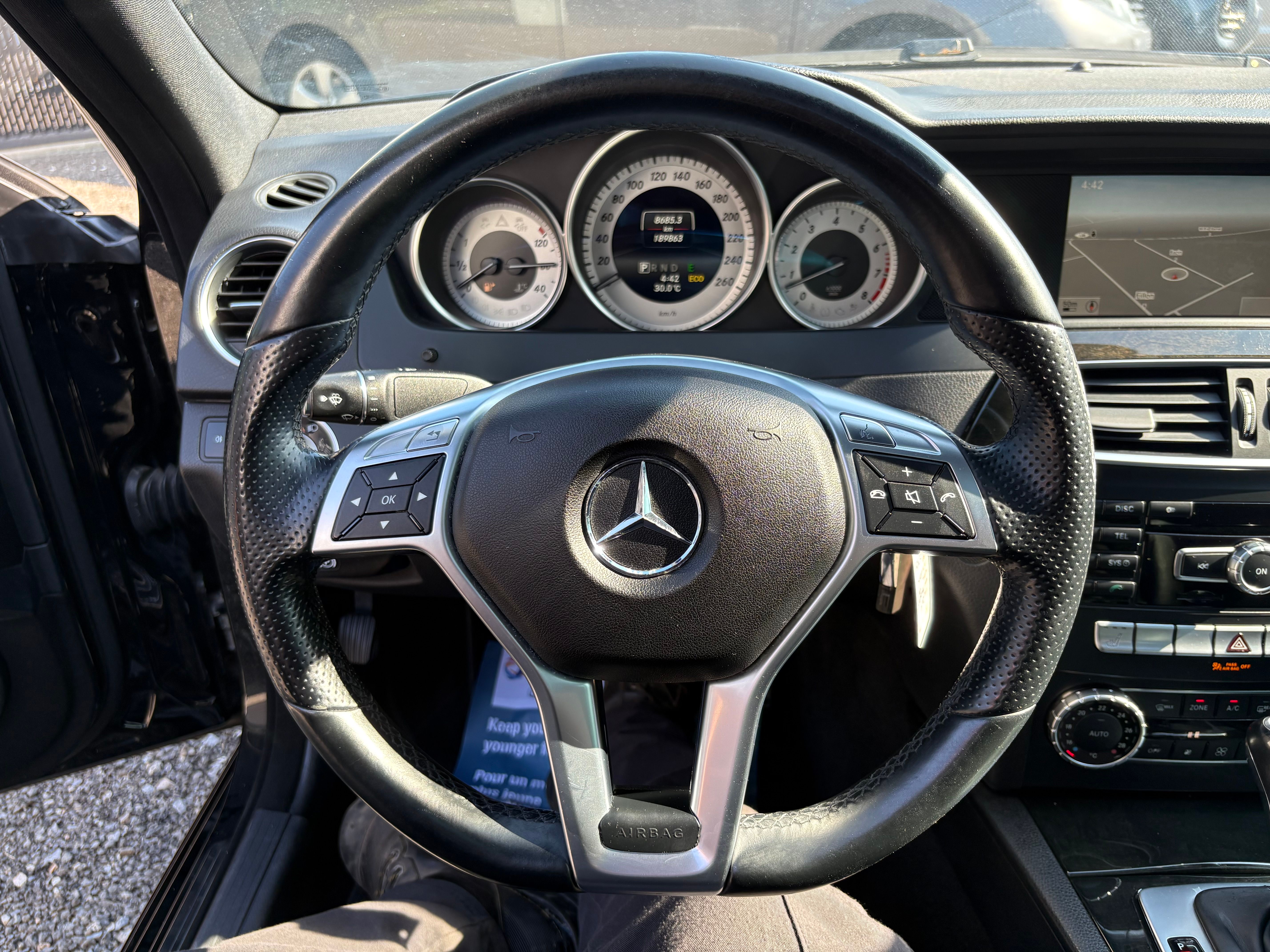 Mercedes-Benz C-Class 2014 - Image 11