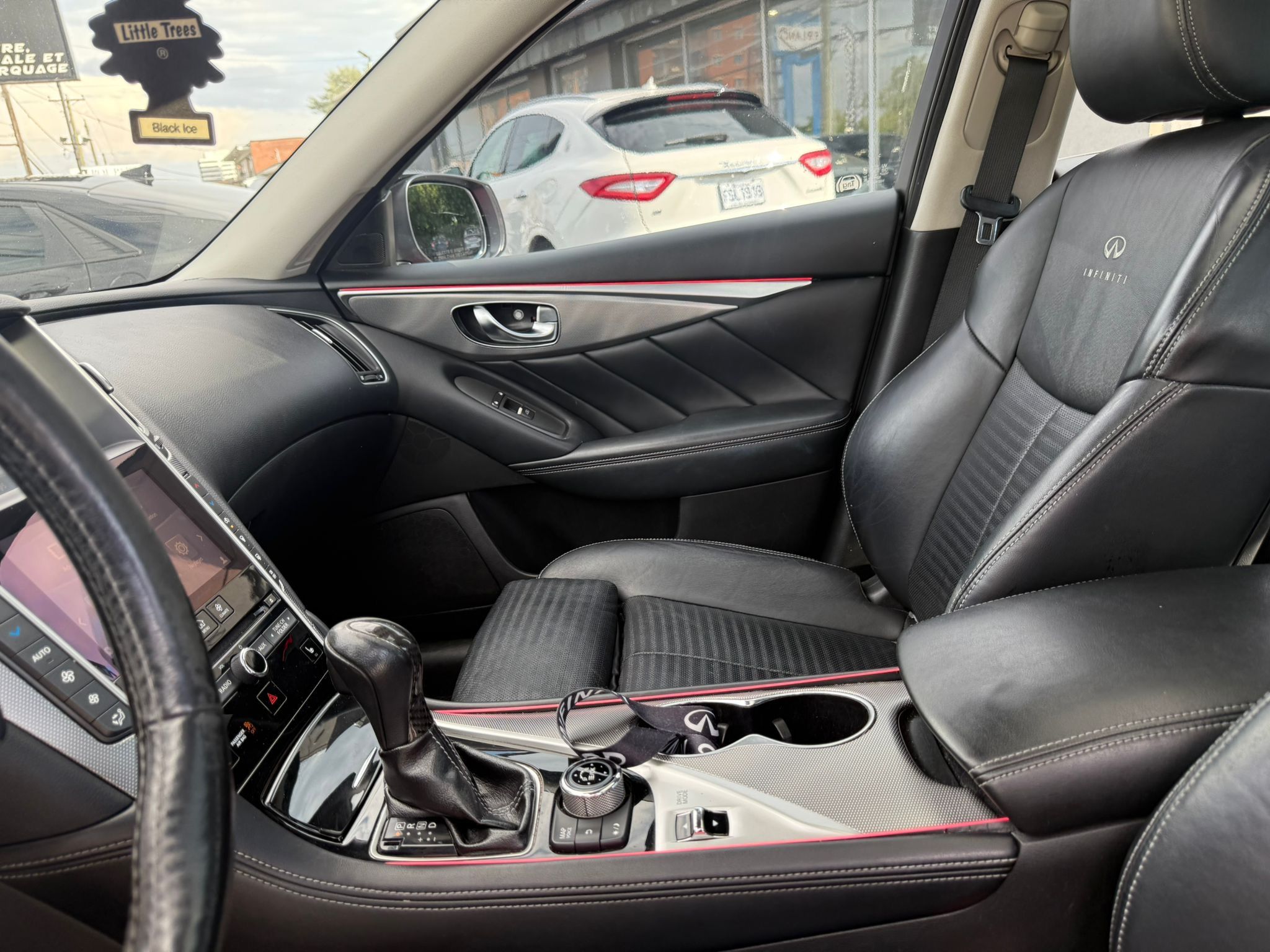 Infiniti Q50 2014 - Image 9