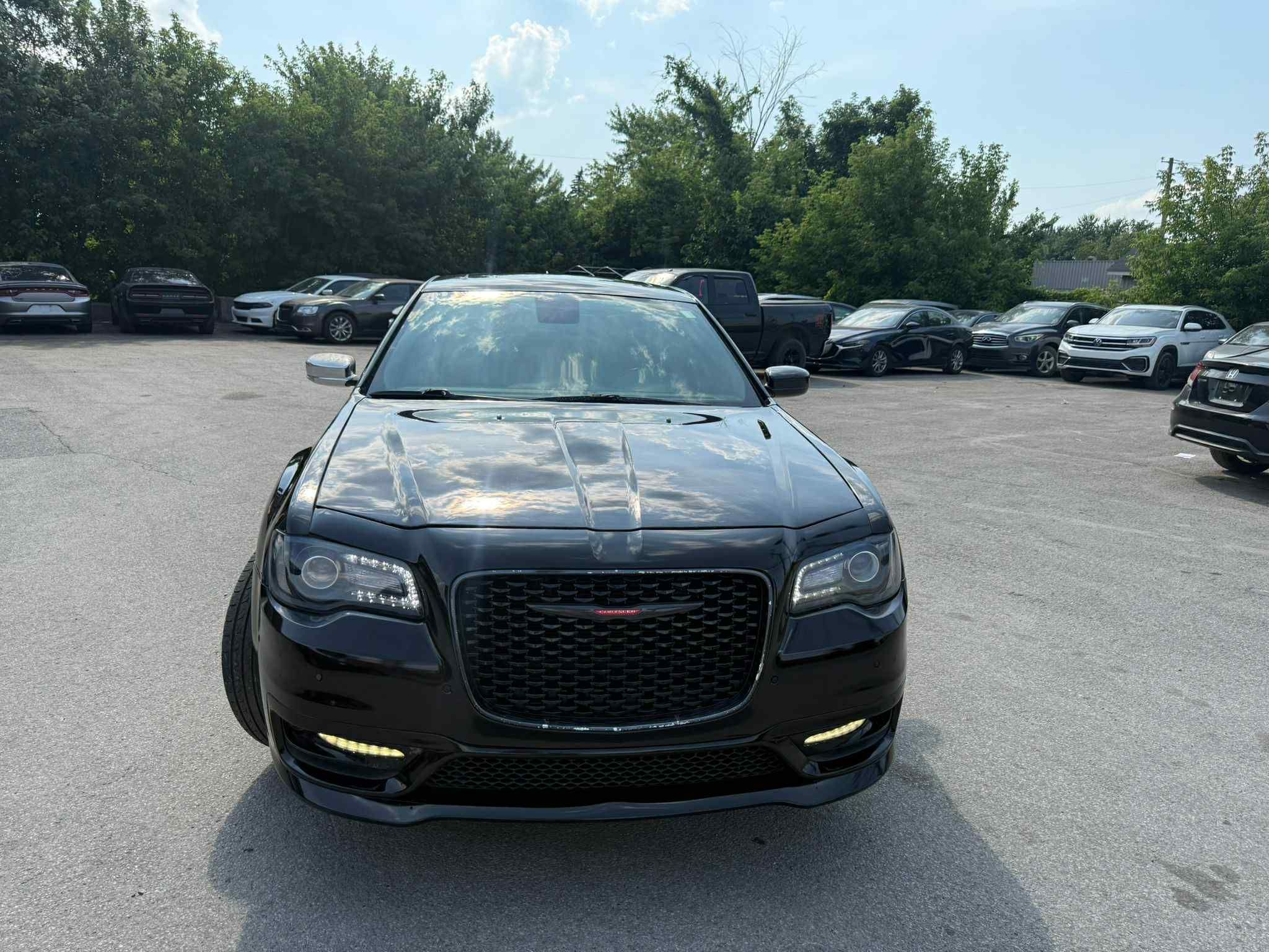 Chrysler 300 2021 - Image 3