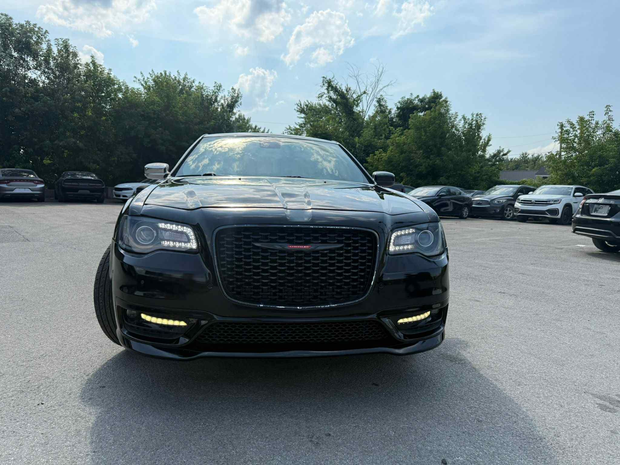 Chrysler 300 2021 - Image 4